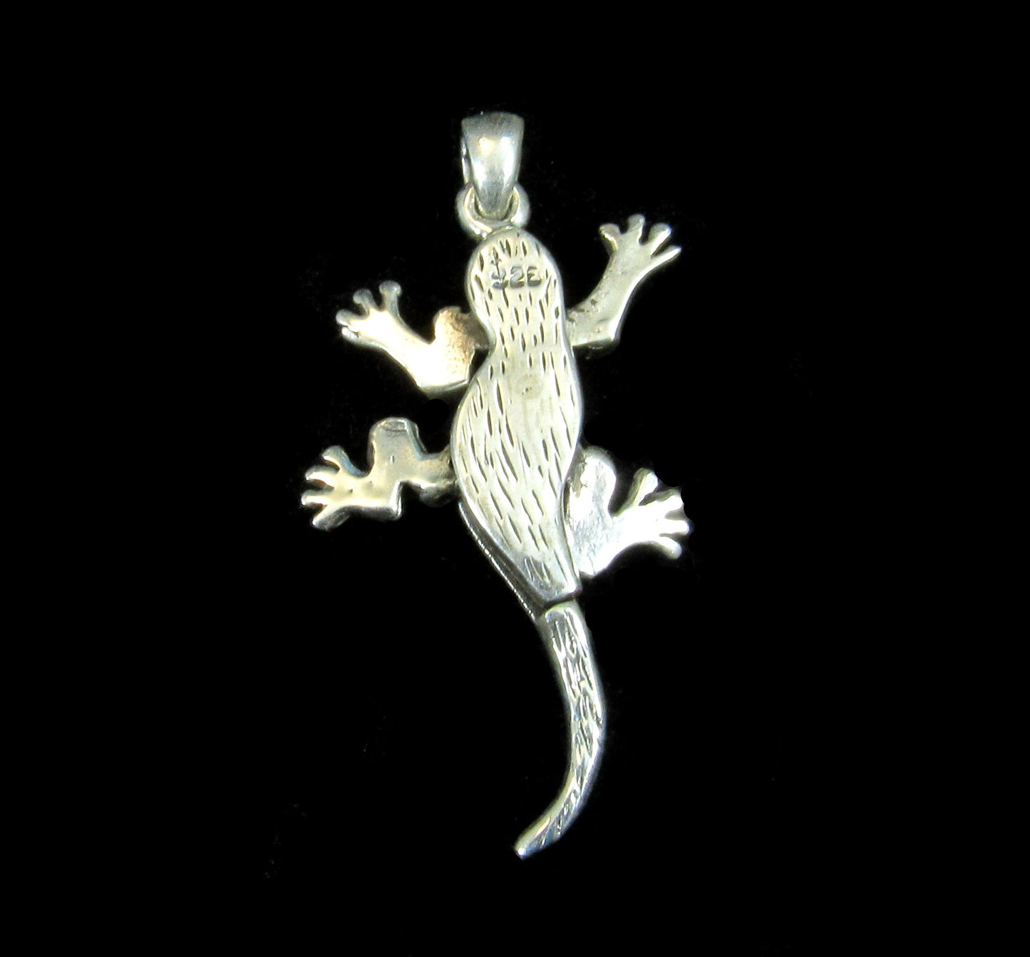 Handcrafted Solid 925 Sterling Silver Jointed Movable Gecko Lizard Pendant Legs Move