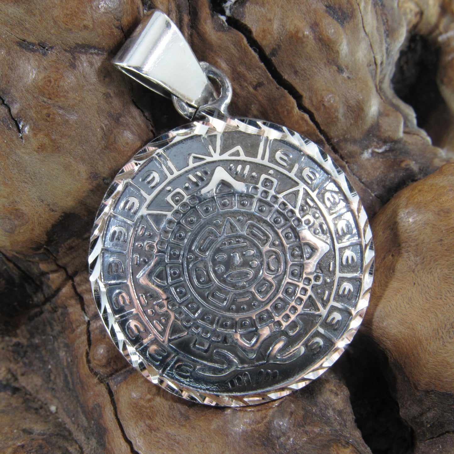 Solid 925 Sterling Silver Puffed Aztec Sun Stone Pendant, Handcrafted Mayan Calendar Charm, Zodiac Wheel Amulet, Sacred Round Jewelry