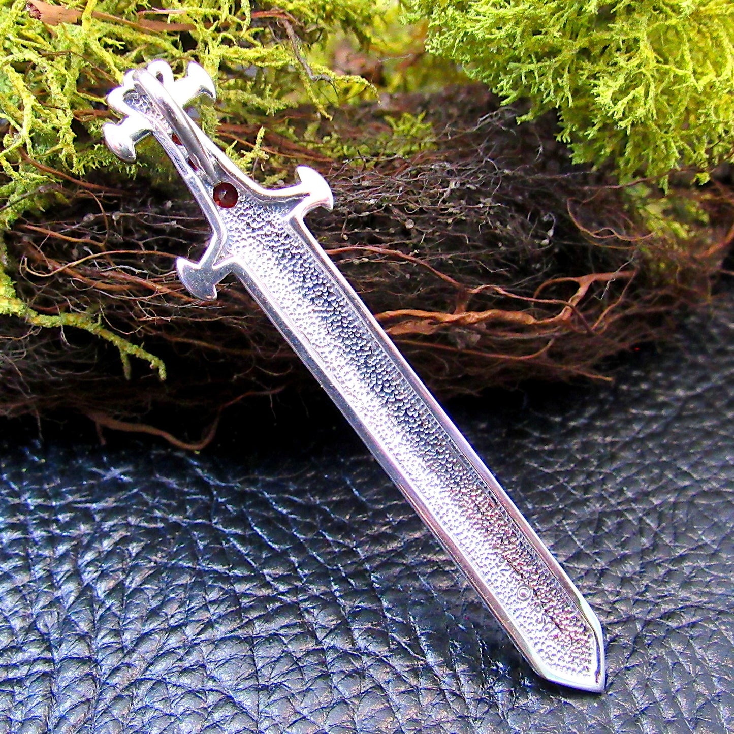 Solid 925 Sterling Silver Medieval Sword Necklace Pendant with Garnet Gemstones