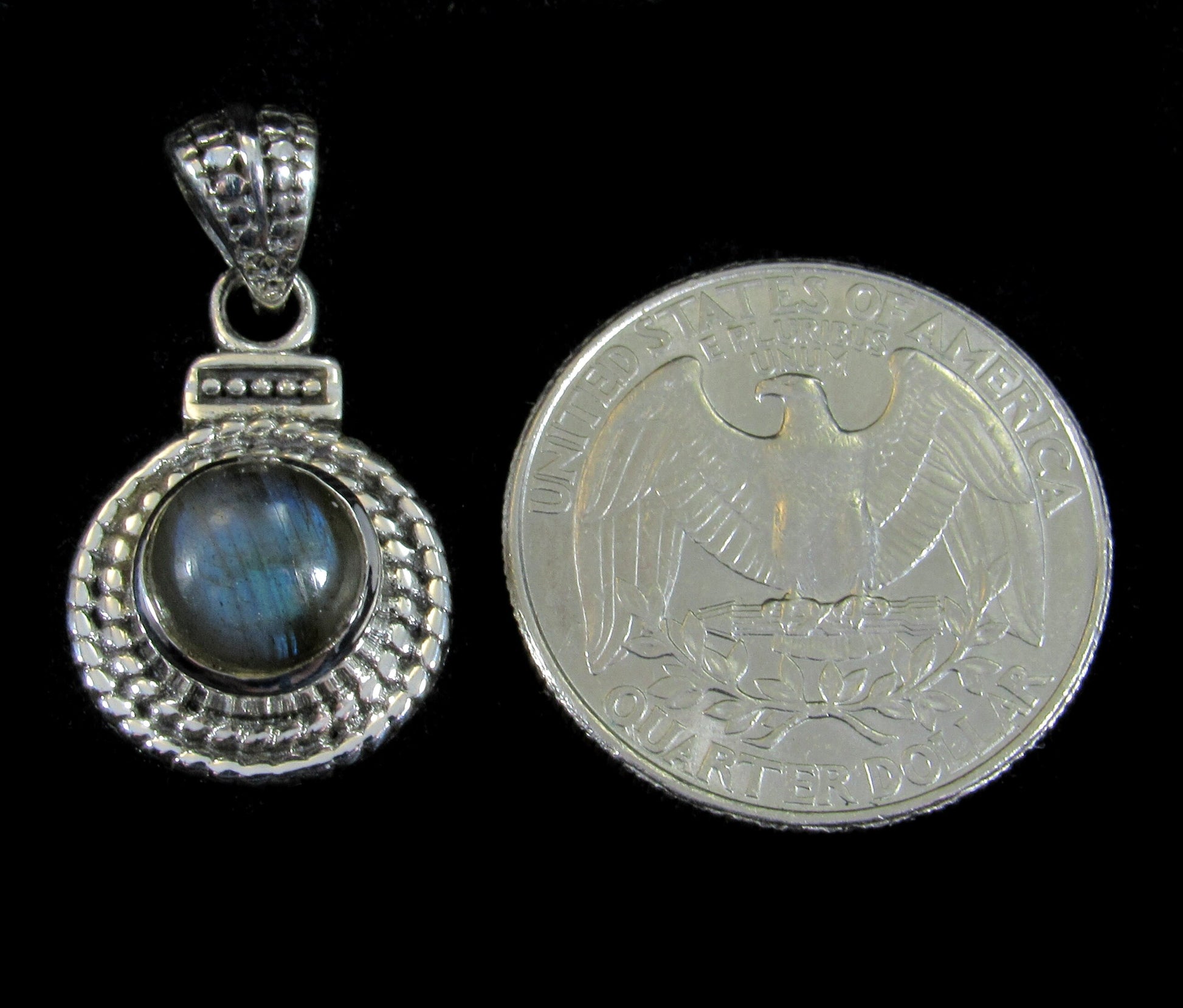 Handcrafted Genuine Round Labradorite Cabochon Set in Solid 925 Sterling Silver Pendant With Ornate Rope Wreath