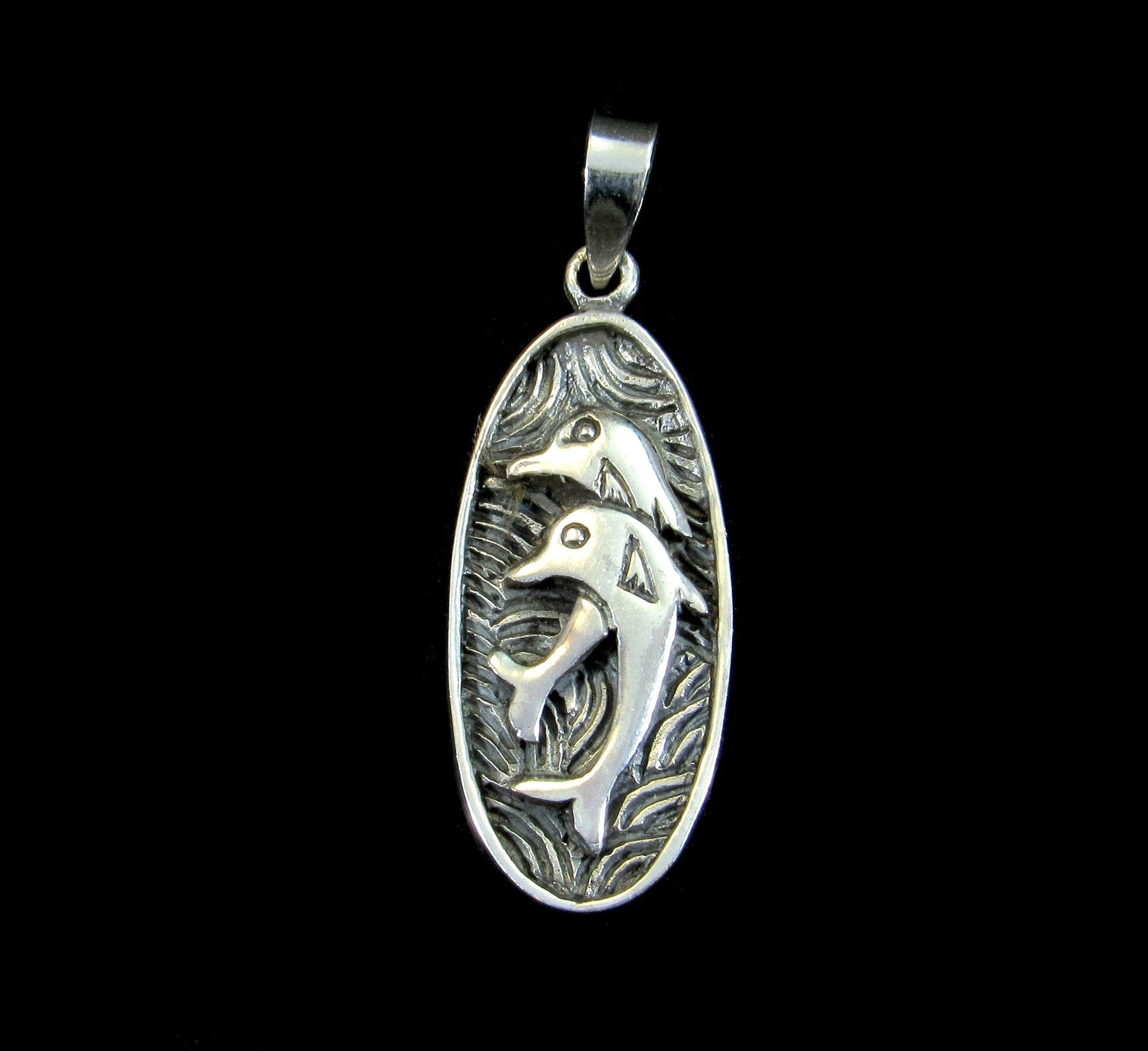 Handcrafted Solid 925 Sterling Silver Diving Pair of Dolphins into the Sea Ocean Scene Pendant