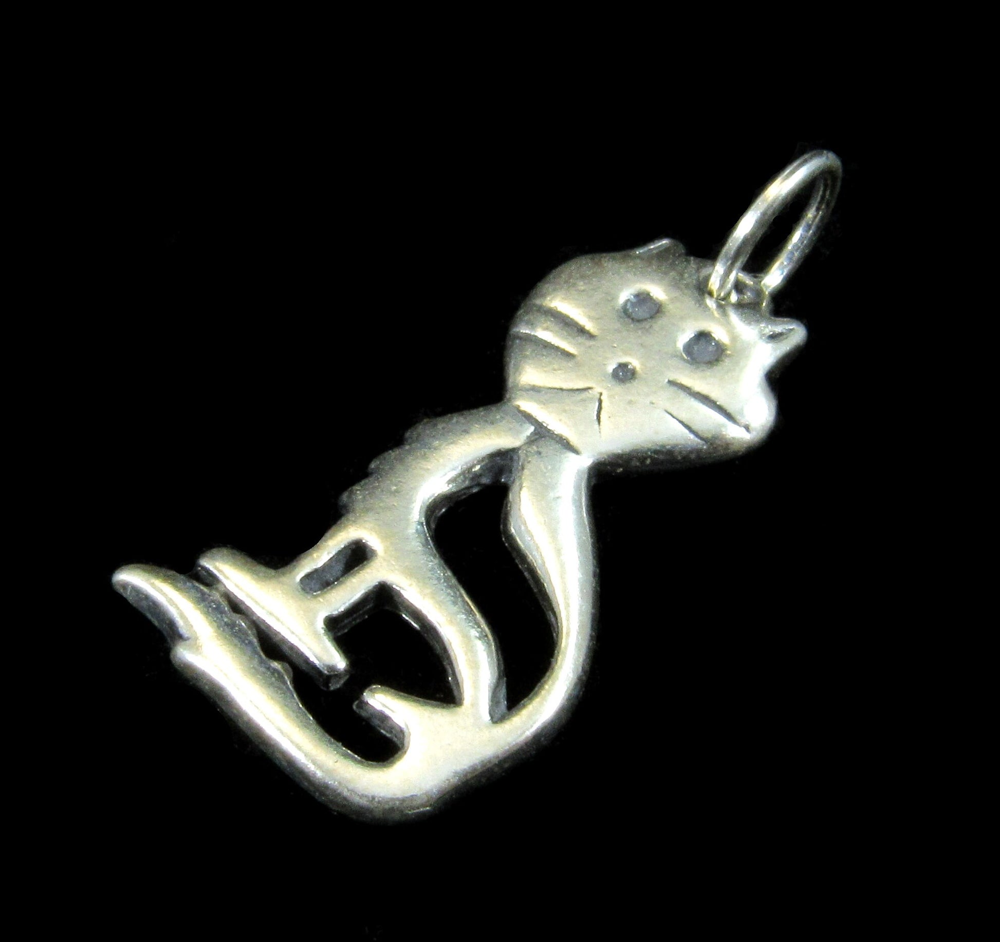 Solid 925 Sterling Silver Whimsical Cartoon Kitty Cat Pendant Feline Charm