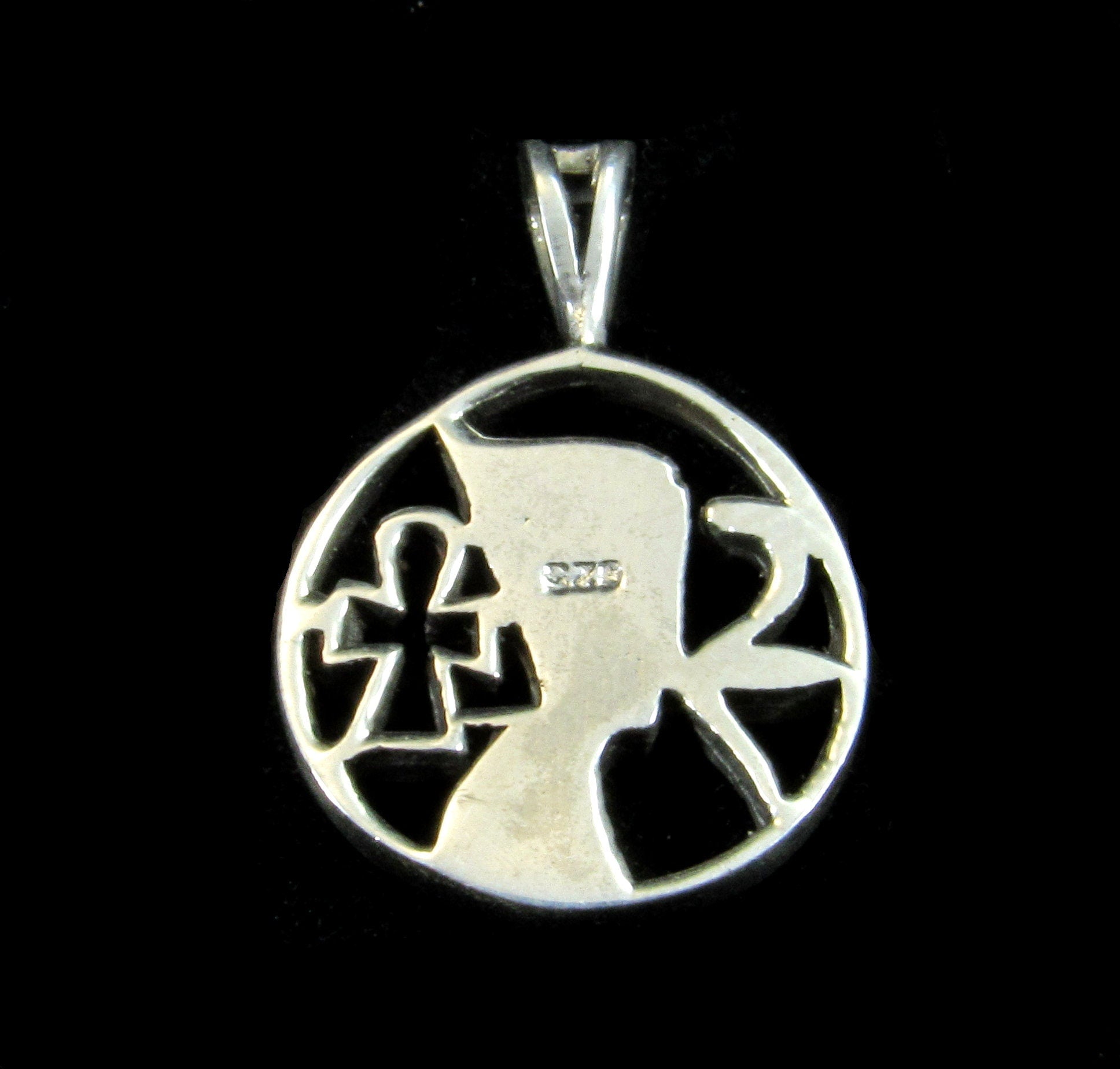 Solid 925 Sterling Silver Bust of Nefertiti, Handcrafted Egyptian Pendant with Ankh & Snake Symbols