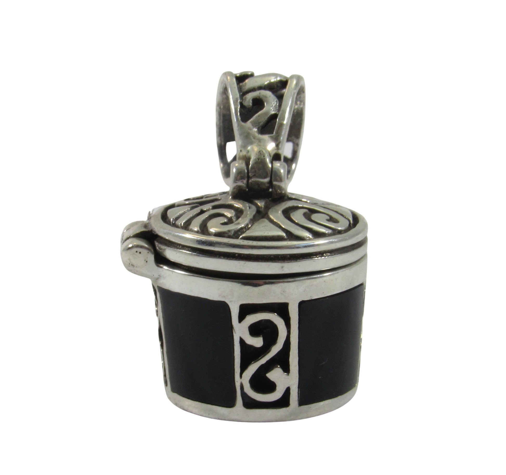 Solid 925 Sterling Silver Poison Pendant – Cremation Urn Locket for Ashes, Funerary Keepsake, Black Onyx Memorial Jewelry