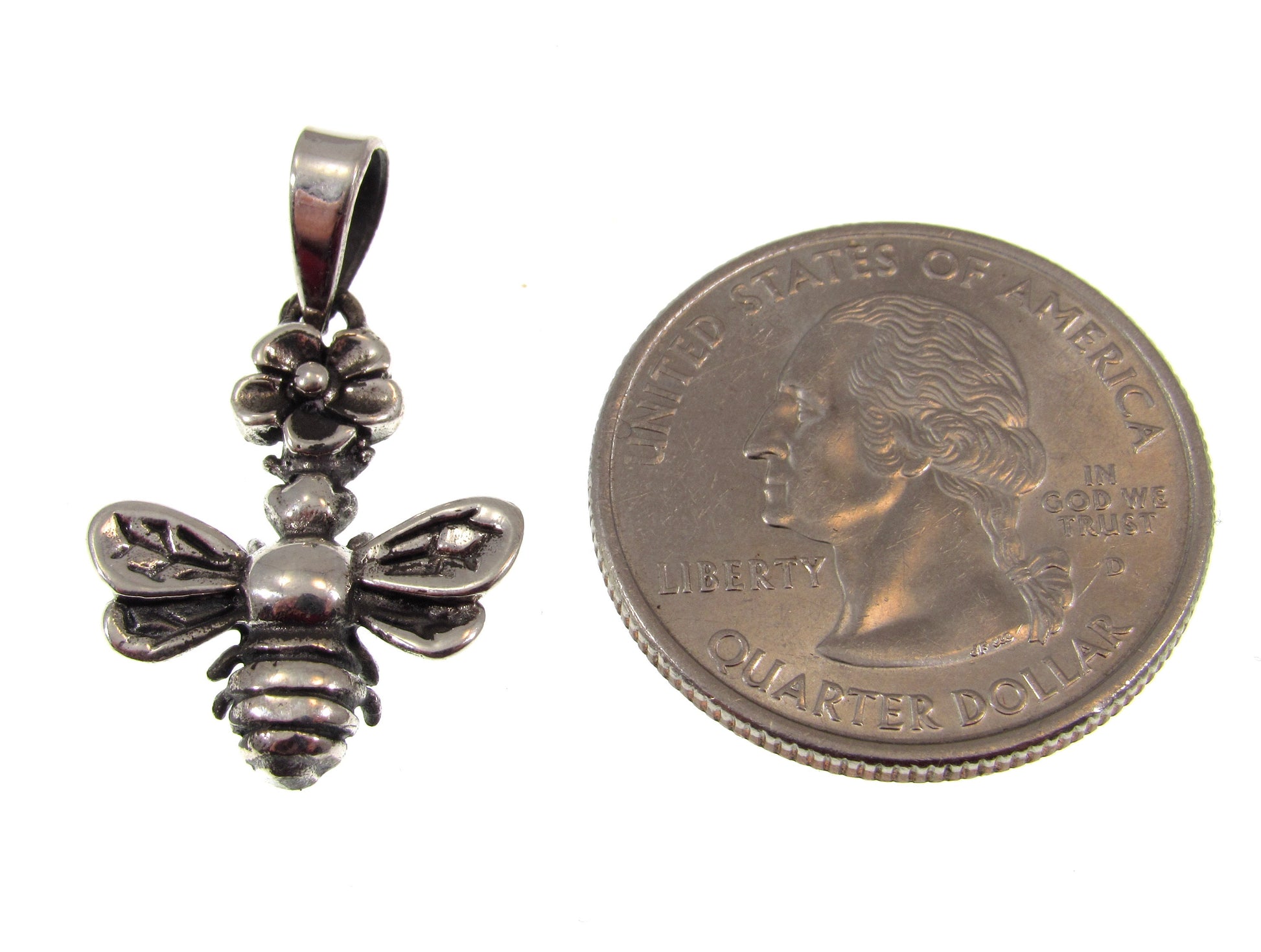 Solid 925 Sterling Silver Bee Pendant with Flower – Nature-Inspired Honeybee Charm, Botanical Jewelry for Garden Lovers