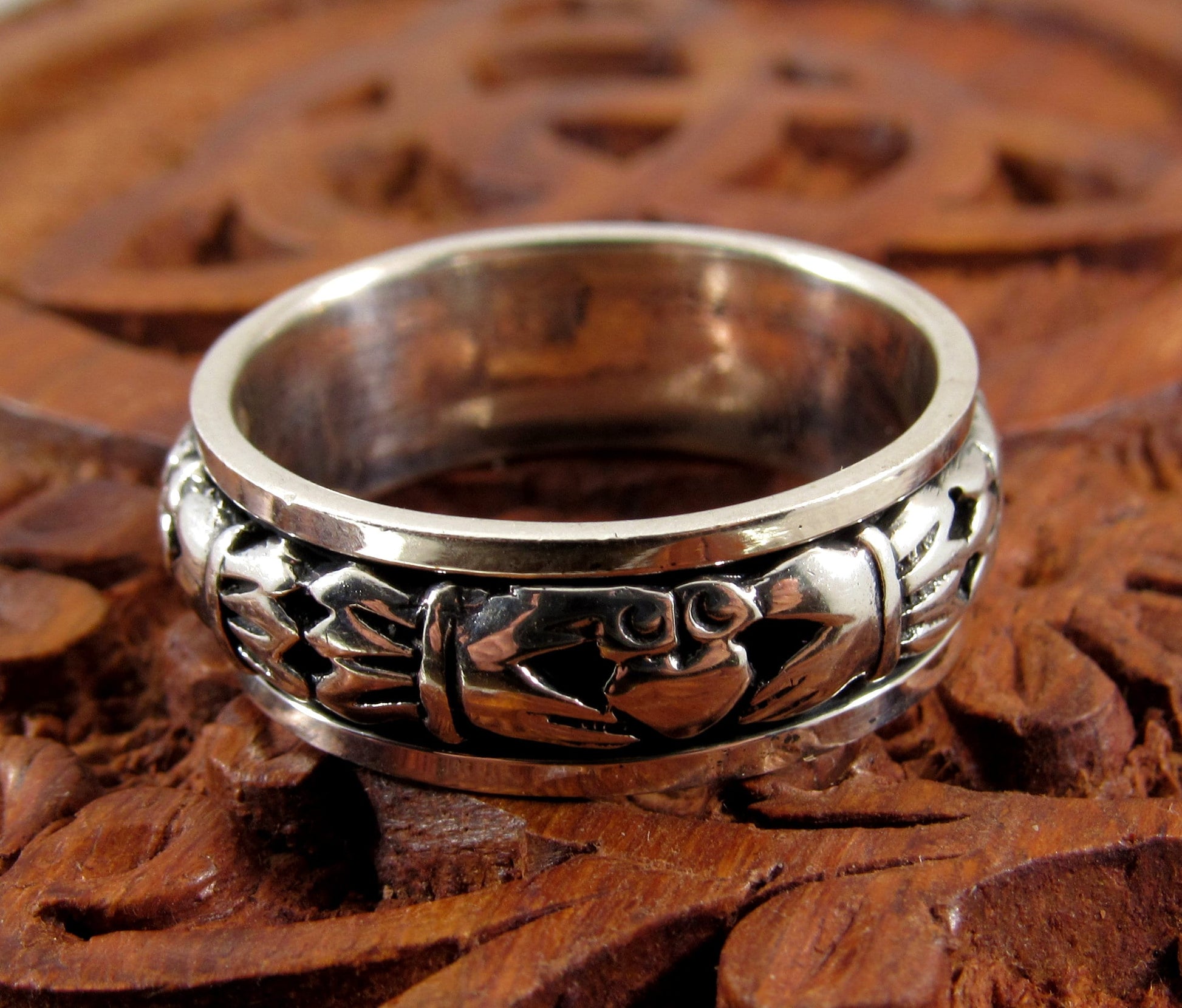 Solid 925 Sterling Silver Men's Celtic Claddagh Spin Band Ring, Handcrafted Irish Heart & Hands Fidget Pendant on Nylon Cord, Sizes 10-14