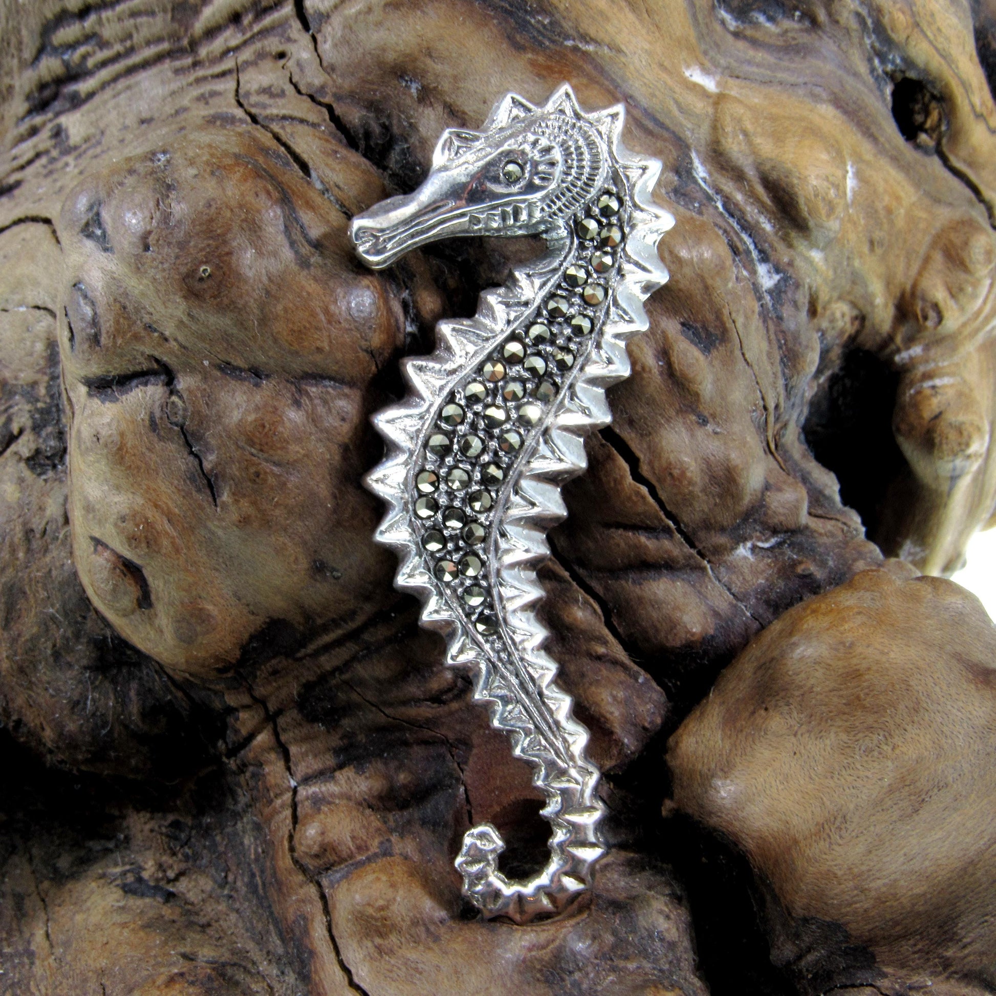 Solid 925 Sterling Silver & Marcasite Seahorse Pin Brooch, Handcrafted Breastpin, Ocean Sea Life Jewelry, Nautical Marine Interest