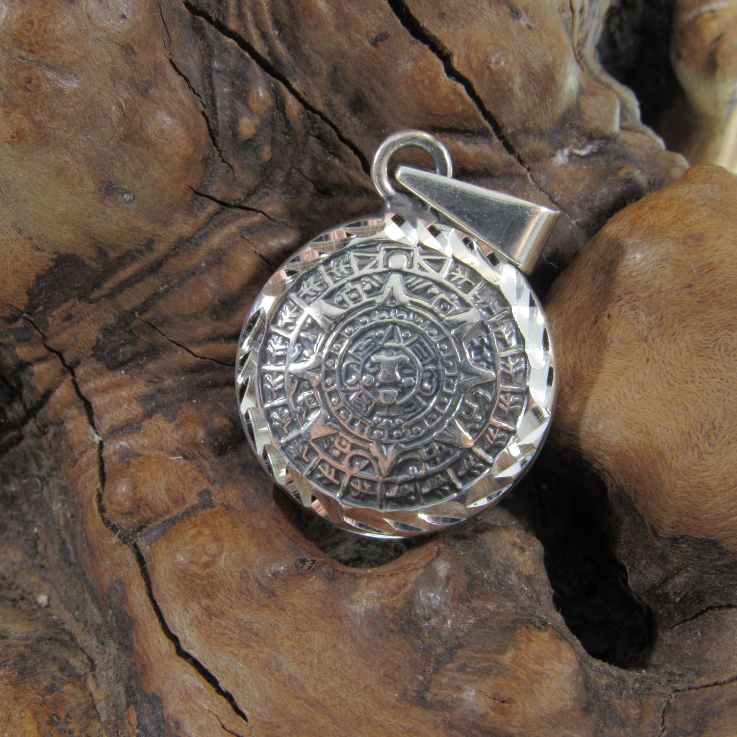 Solid 925 Sterling Silver Puffed Aztec Sun Stone Pendant, Handcrafted Mayan Calendar Charm, Zodiac Wheel Amulet, Sacred Round Jewelry