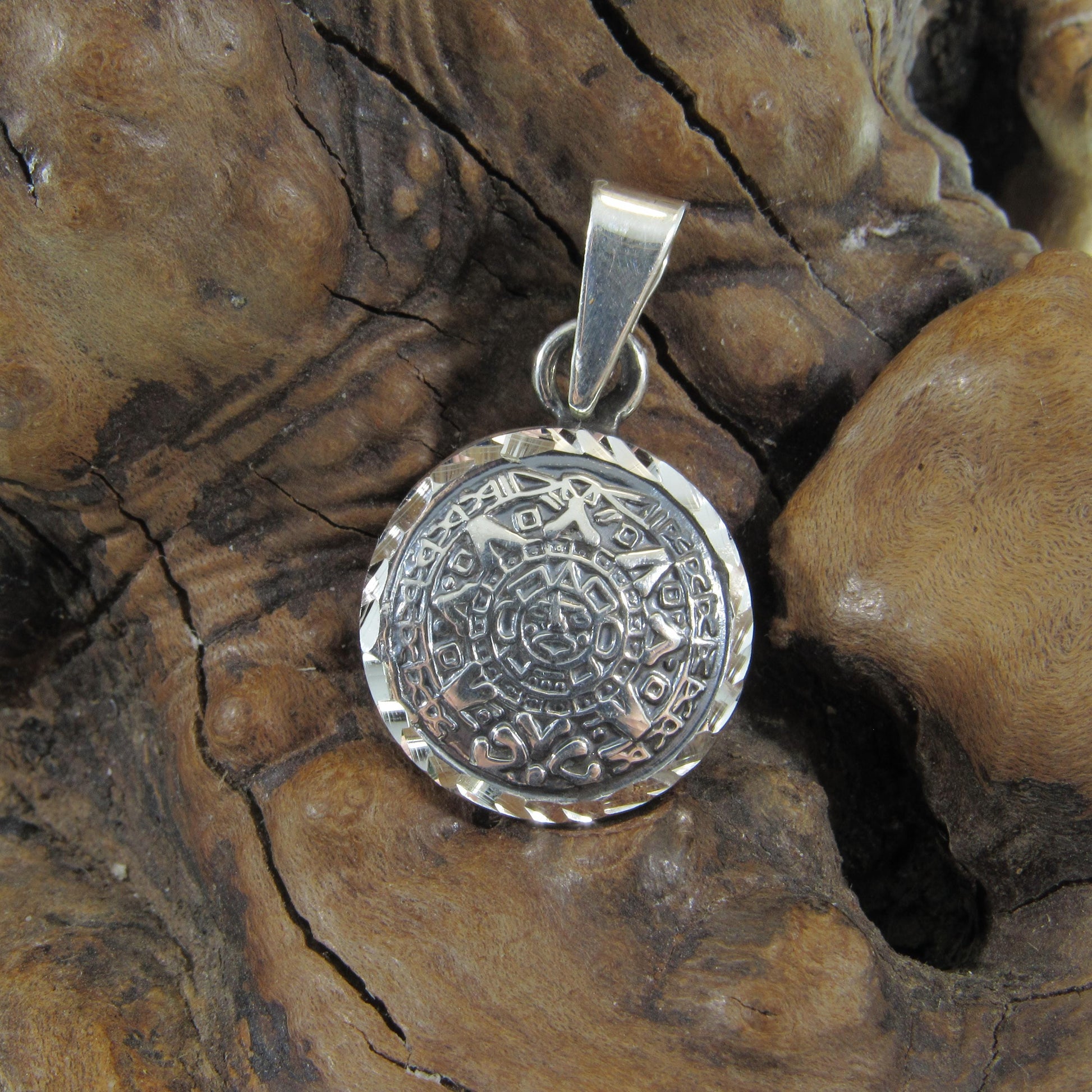 Solid 925 Sterling Silver Puffed Aztec Sun Stone Pendant, Handcrafted Mayan Calendar Charm, Zodiac Wheel Amulet, Sacred Round Jewelry