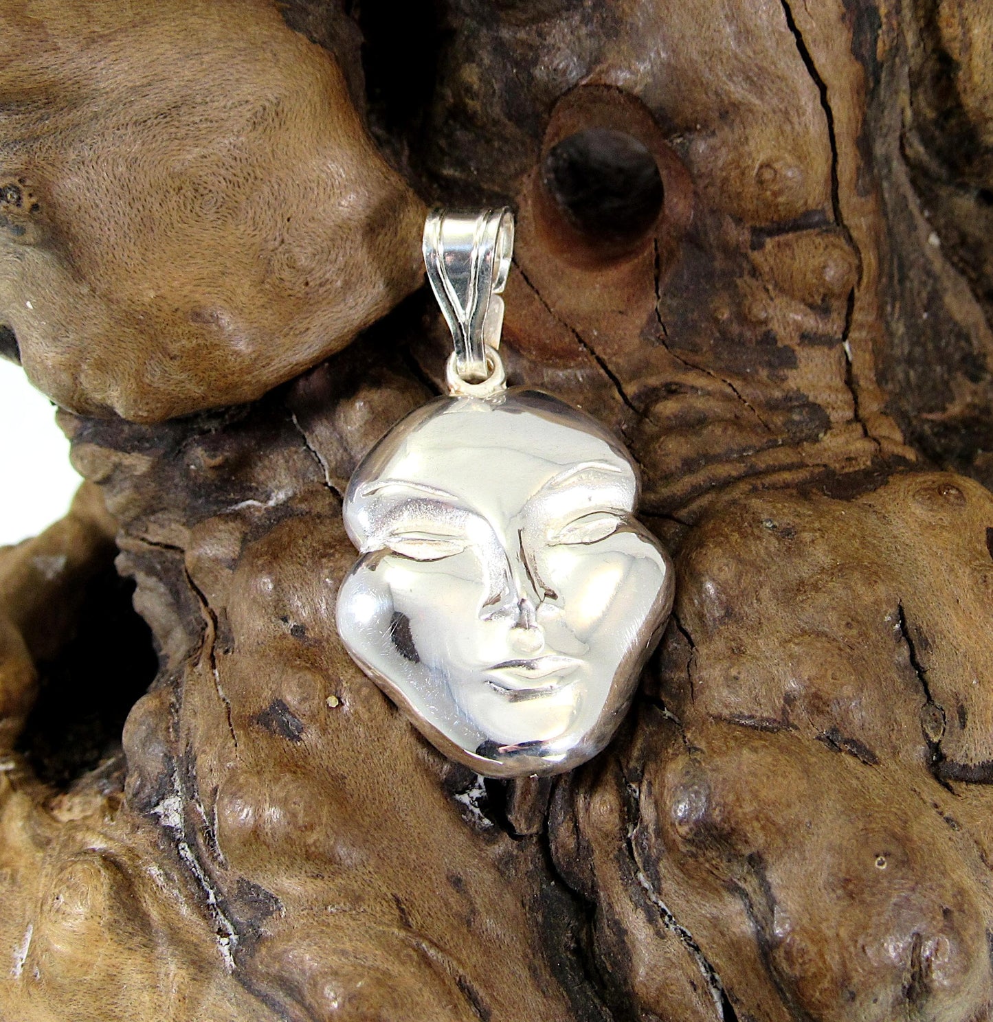 Solid 925 Sterling Silver Face Pendant – Surrealist Mask Necklace Charm, Abstract Human Face Jewelry, Masquerade Mask, Unique Statement