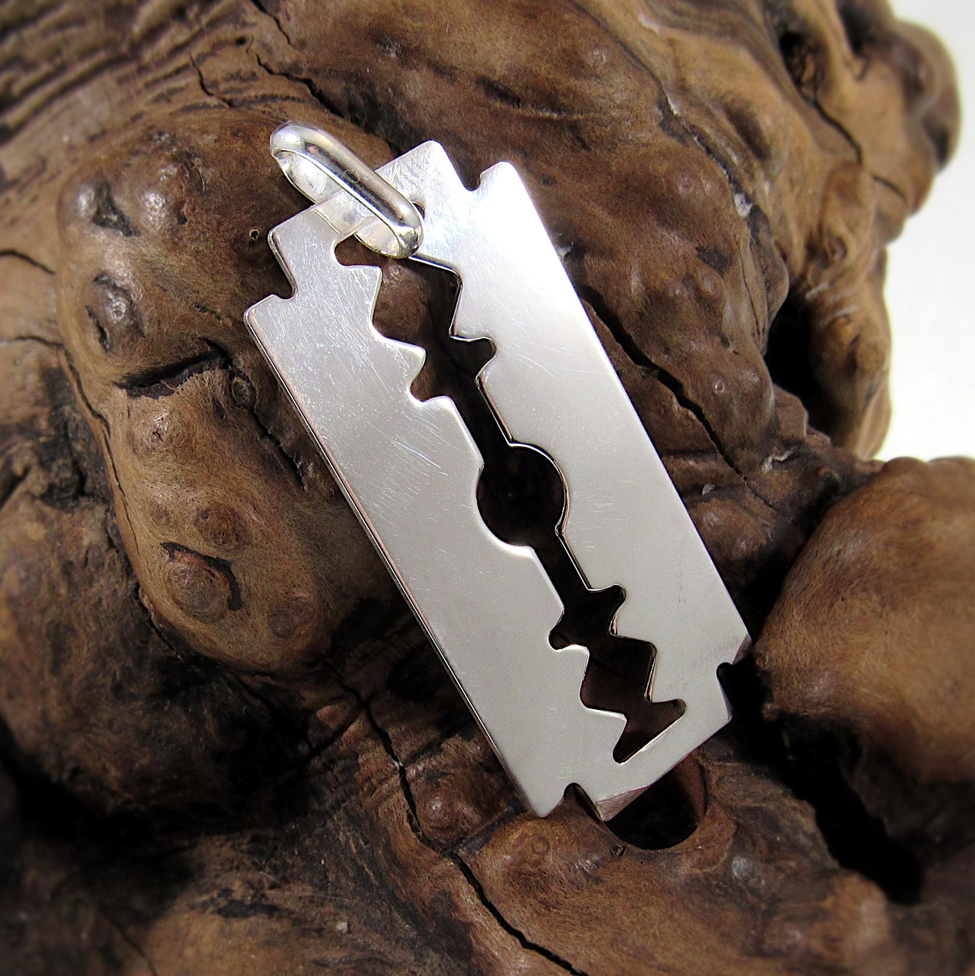 Solid 925 Sterling Silver Razor Blade Pendant, Industrial Streetwear Jewelry, Engravable Pendant, Modern & Edgy Jewelry Gift Idea for Him