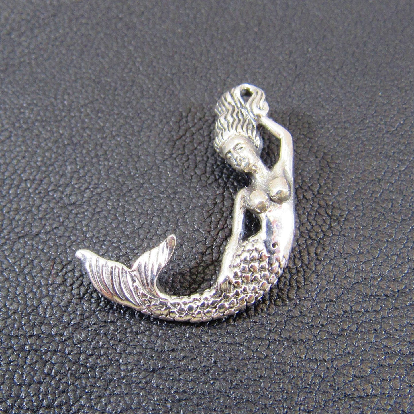Solid 925 Sterling Silver Mermaid Pendant – Nautical Ocean Jewelry, Fantasy Sea Goddess Charm, Beach Lover Gift, Mythical Siren Pendant