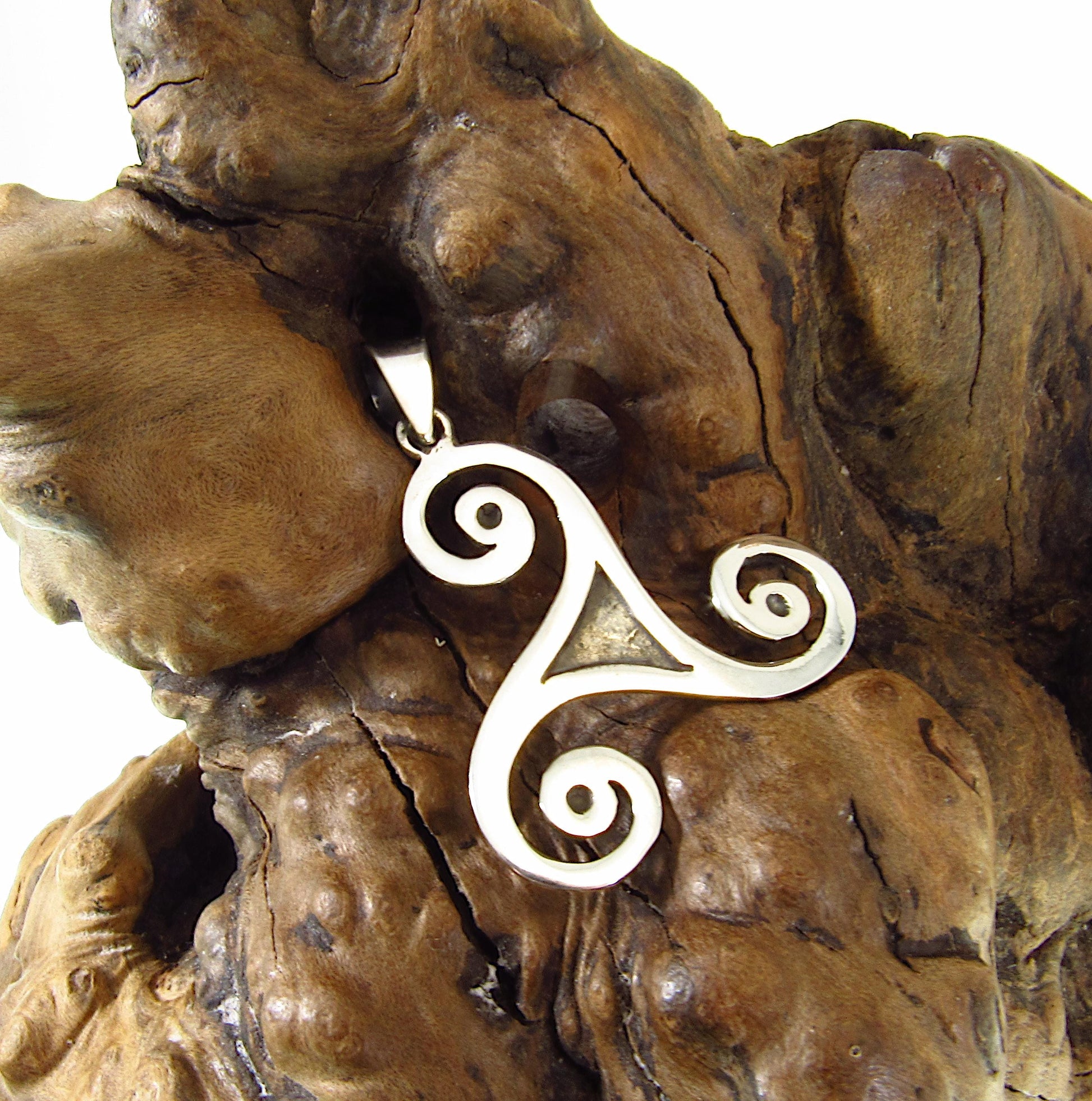 Solid 925 Sterling Silver Triskelion Pendant – Celtic Spiral Necklace – Handcrafted Symbolic Jewelry for Men & Women – Ancient Ireland Gift