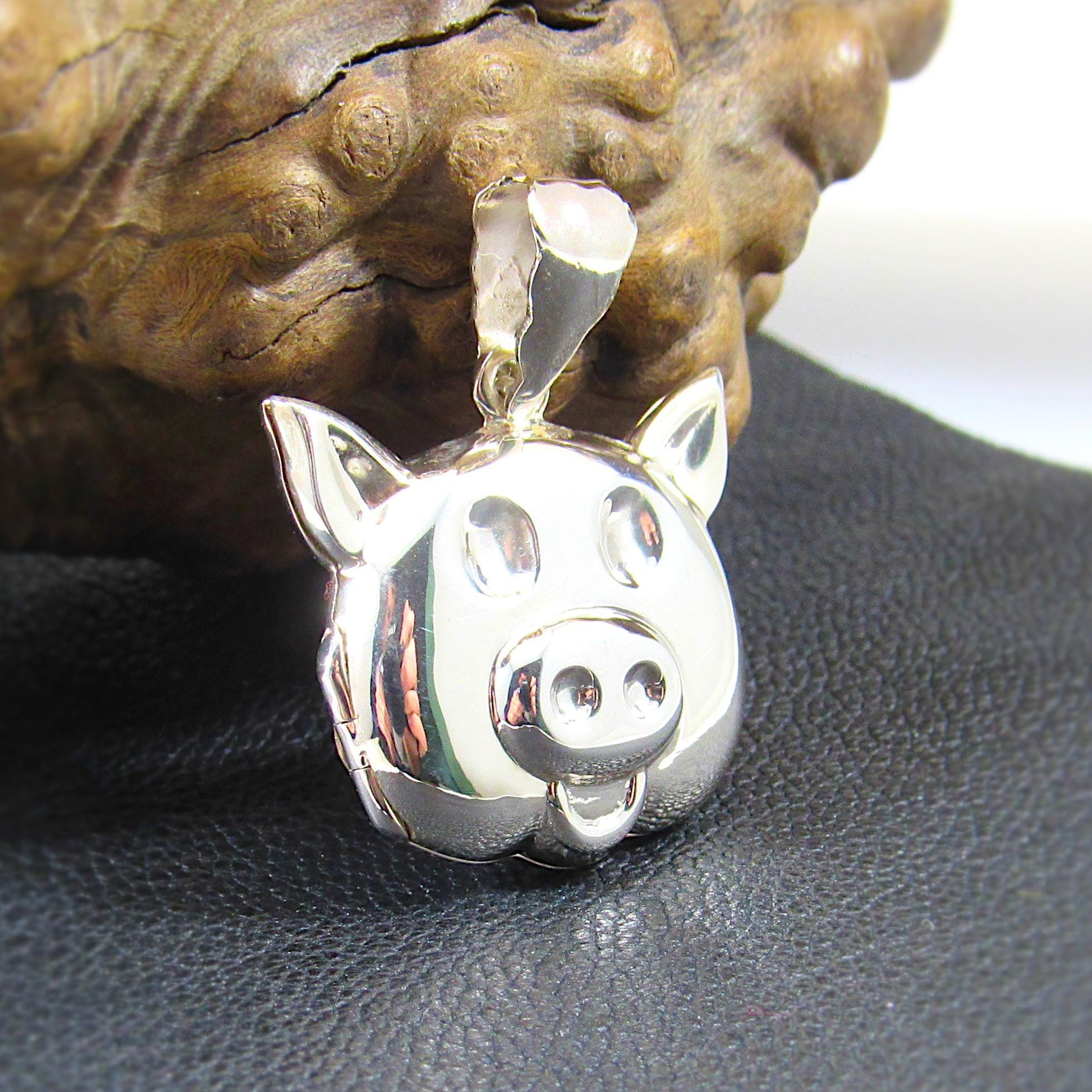 Solid 925 Sterling Silver Pig Locket – Handcrafted Animal Locket Pendant – Farm Animal Jewelry – Cute Pig Charm with Hidden Compartment
