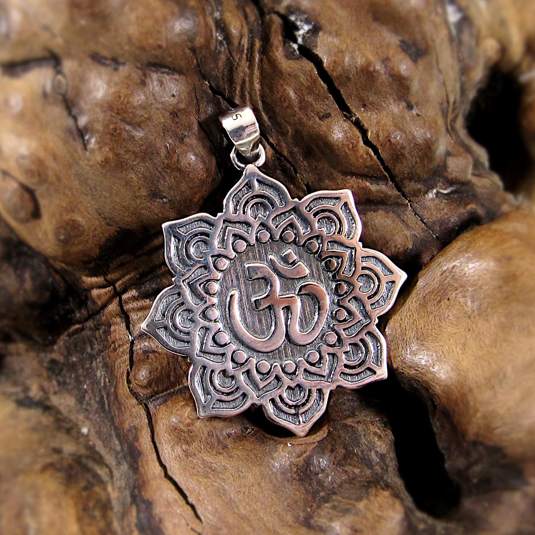 Solid 925 Sterling Silver Om / Aum / Ohm Mandala Lotus Flower Pendant – Spiritual Yoga Amulet, Meditation Symbol Jewelry for Men & Women