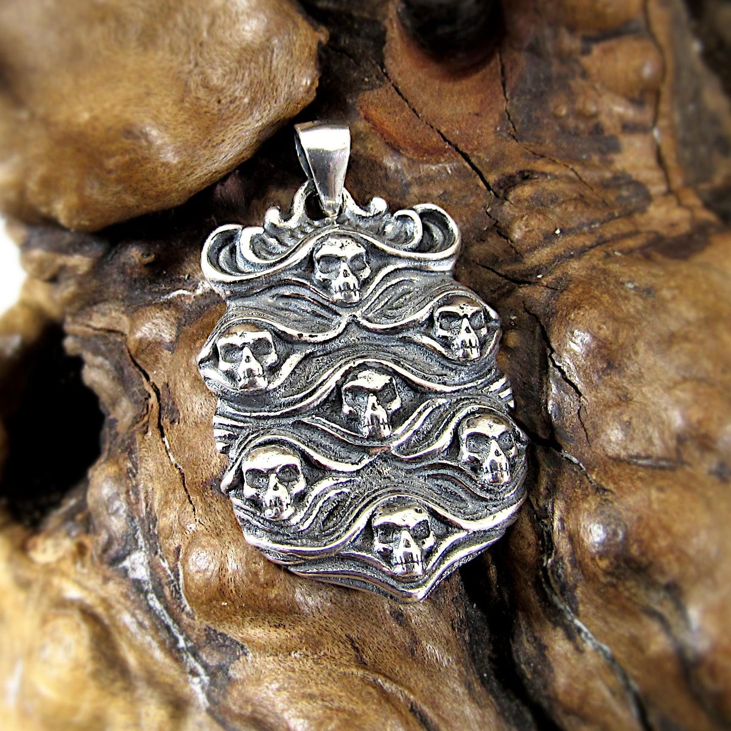 Solid 925 Sterling Silver Skull Pendant - Gothic Victorian Jewelry, Seven Skulls Amulet, Dark Fantasy Necklace, Handcrafted Statement Piece