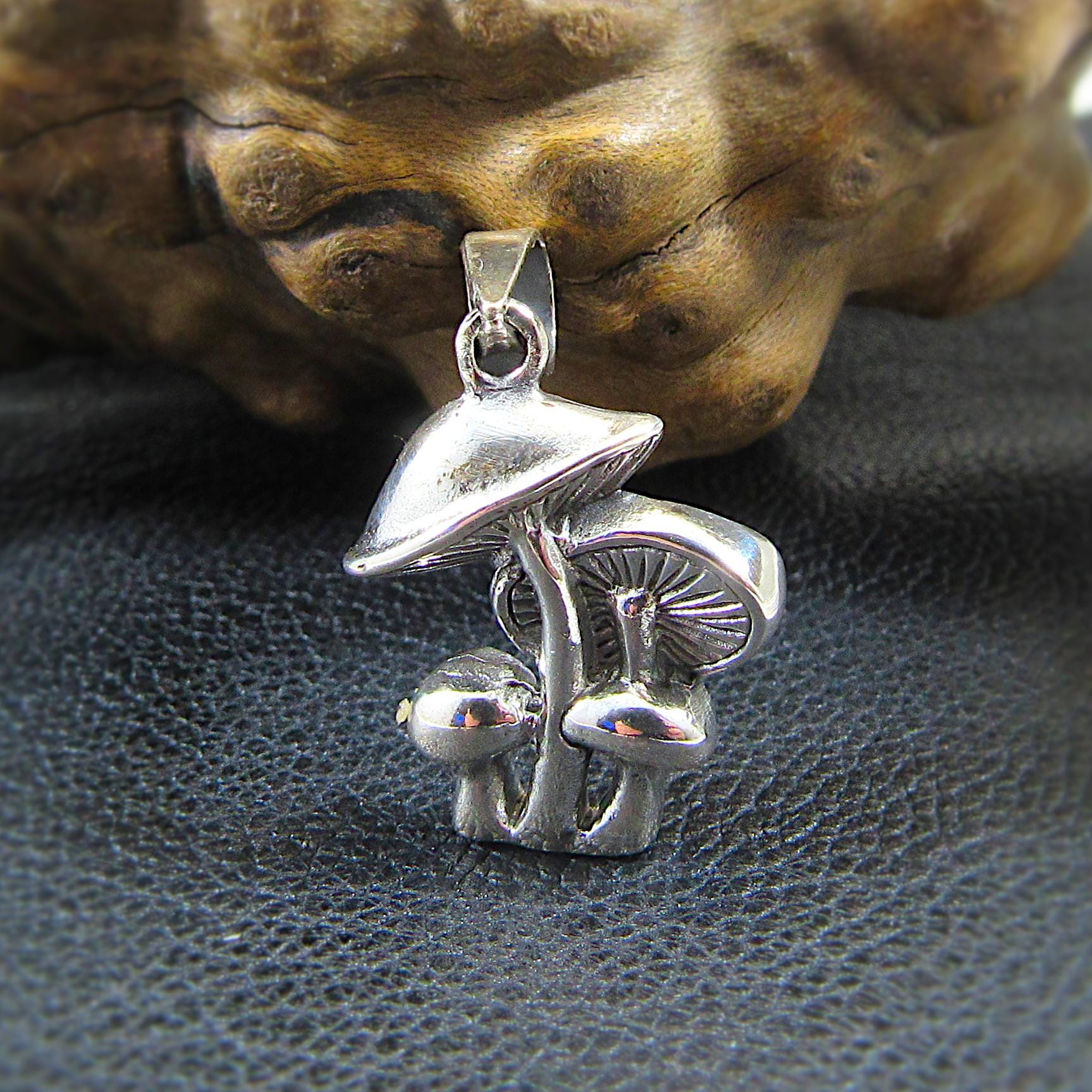 Solid 925 Sterling Silver Mushroom Pendant - Fungi Necklace Charm, Psychedelic Jewelry, Nature Lover Gift, Toadstool Pendant