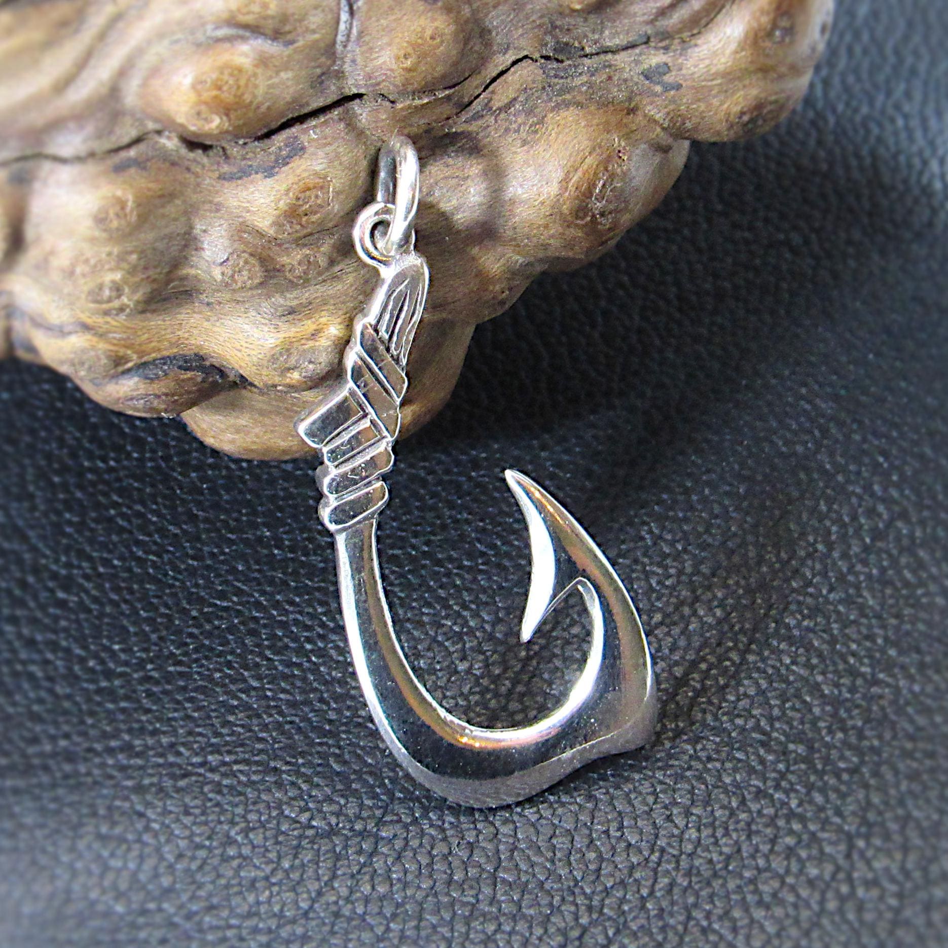 Solid 925 Sterling Silver Fish Hook Pendant – Hawaiian Makau Necklace Charm, Fisherman Jewelry, Polynesian Symbol of Strength & Good Luck