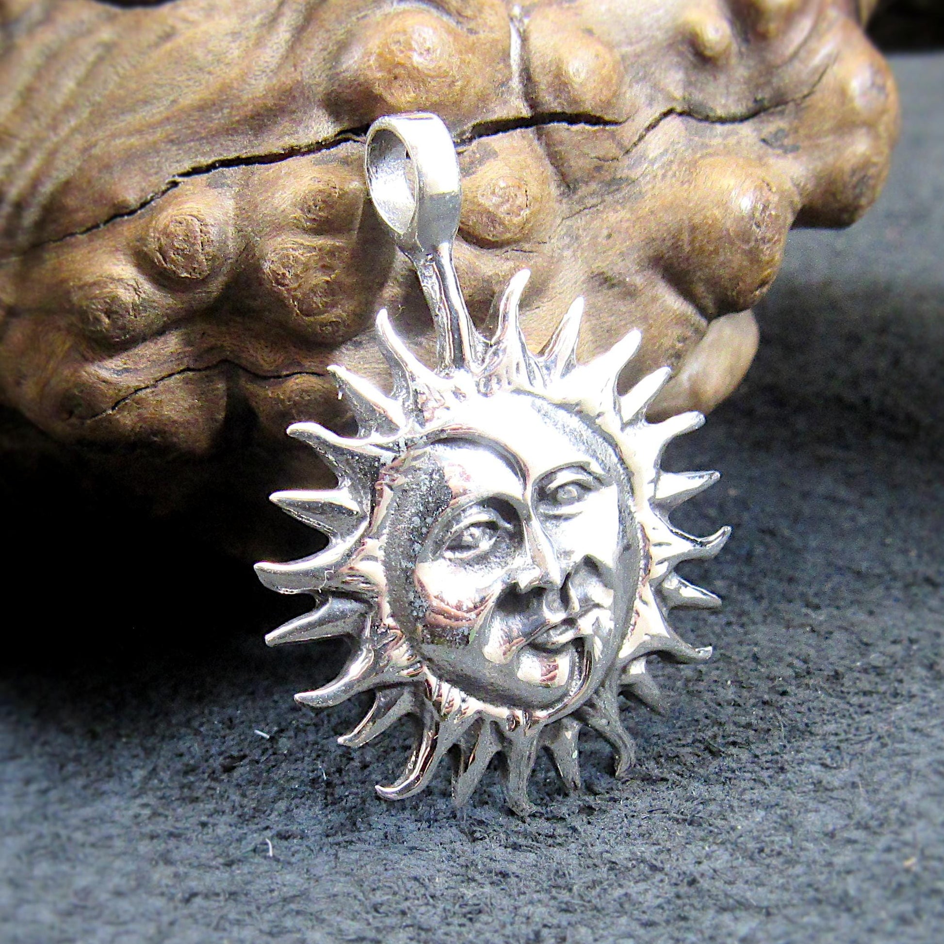 Solid 925 Sterling Silver Sun & Moon Faces Pendant – Celestial Necklace Amulet, Handcrafted Boho Sun Face Jewelry, Astrology Gift Idea