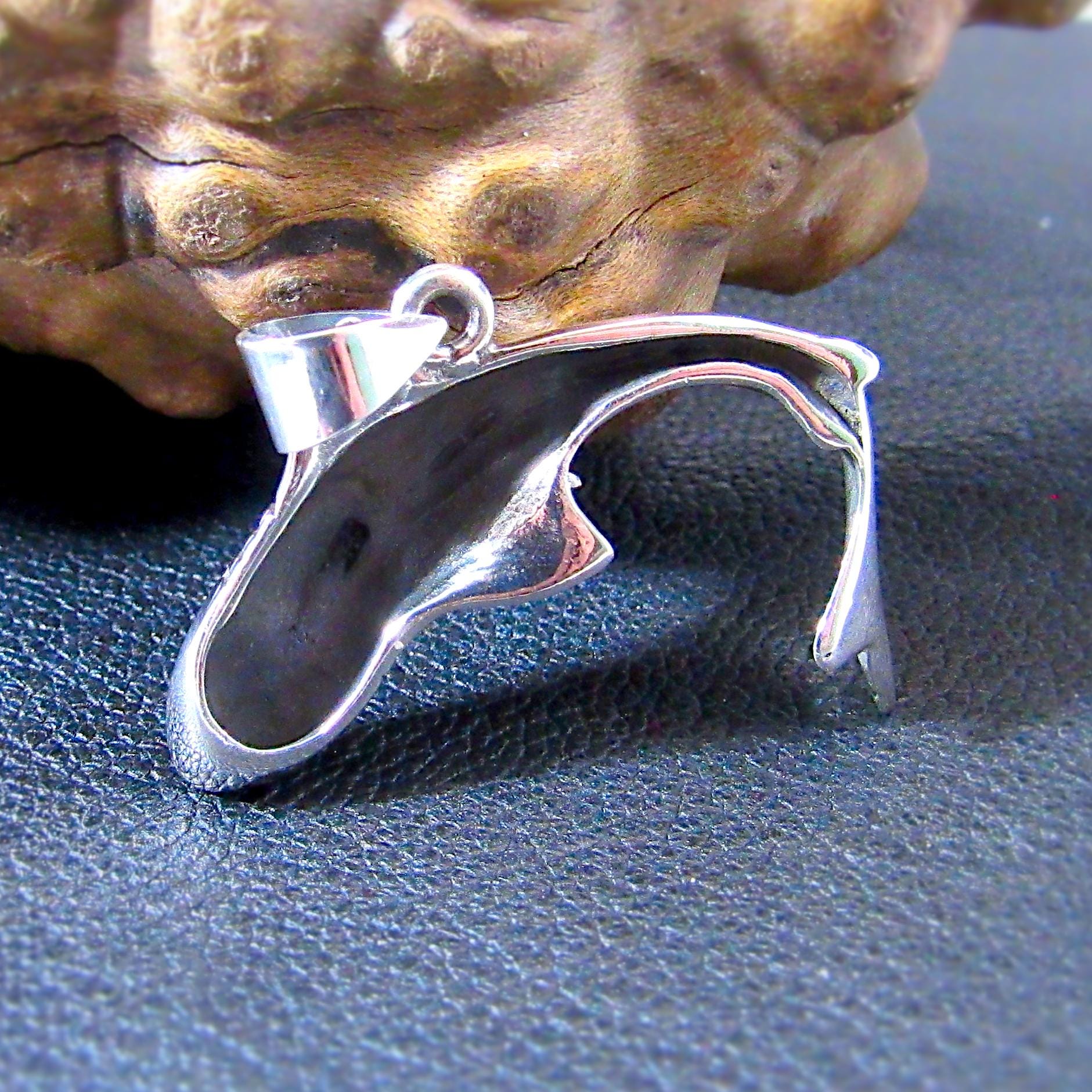 Solid 925 Sterling Silver Hammerhead Shark Pendant – Handcrafted Ocean Jewelry for Men / Women – Sea Lover Gift & Sailorcore Necklace Charm