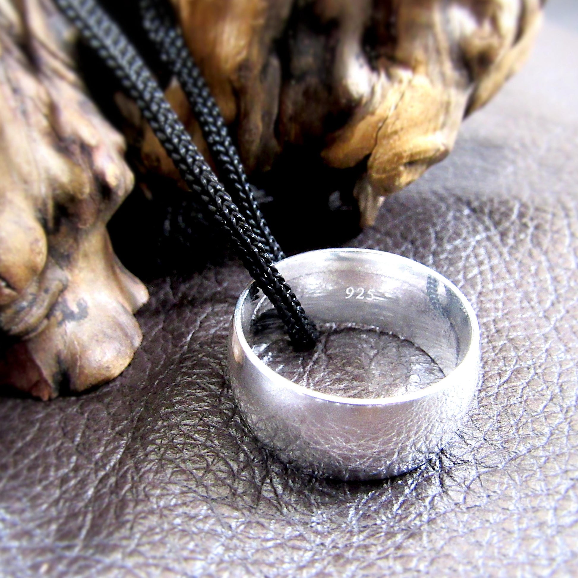 Solid 925 Sterling Silver Plain Wedding Band Ring - Men's and Women's Rings, 2mm 3mm 4mm 5mm 6mm 7mm 8mm 9mm 10mm 15mm - Sizes 4 - 15