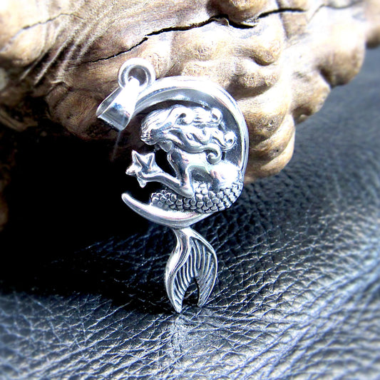 Solid 925 Sterling Silver Mermaid on Crescent Moon Pendant, Handcrafted Cosmic & Nautical Charm, Ocean Life Jewelry, Celestial Lunar Amulet
