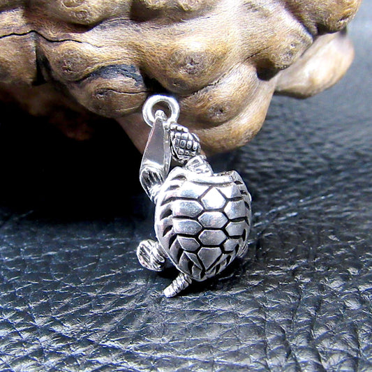 Solid 925 Sterling Silver Small Articulated 3D Sea Turtle Pendant, Tortoise Jewelry with Moving Legs, Head, & Tail, Reptile Necklace Charm