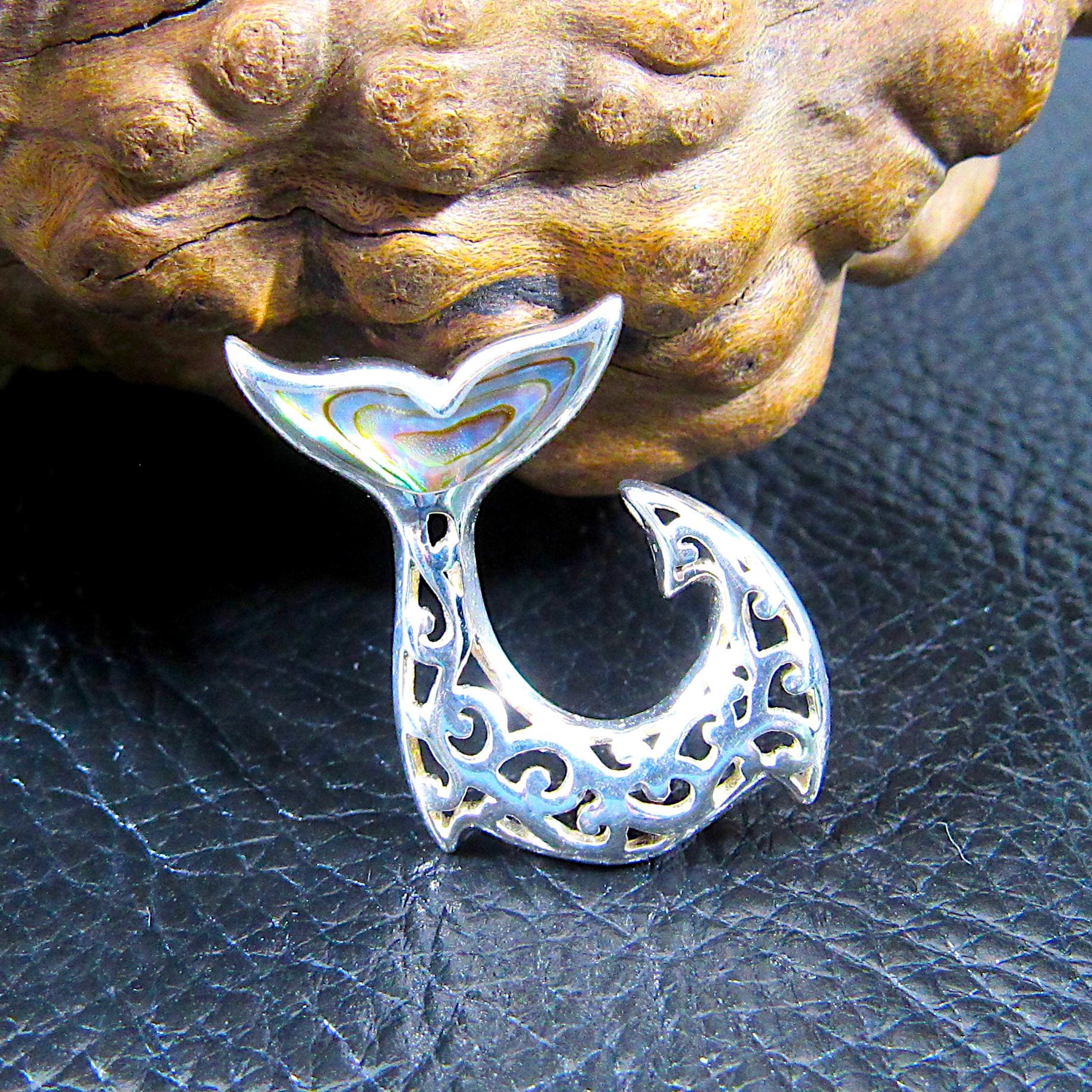 Solid 925 Sterling Silver Mermaid Tail Pendant with Abalone Shell – Handcrafted Ocean Jewelry – Beach Lover Gift, Sea Life Necklace Charm