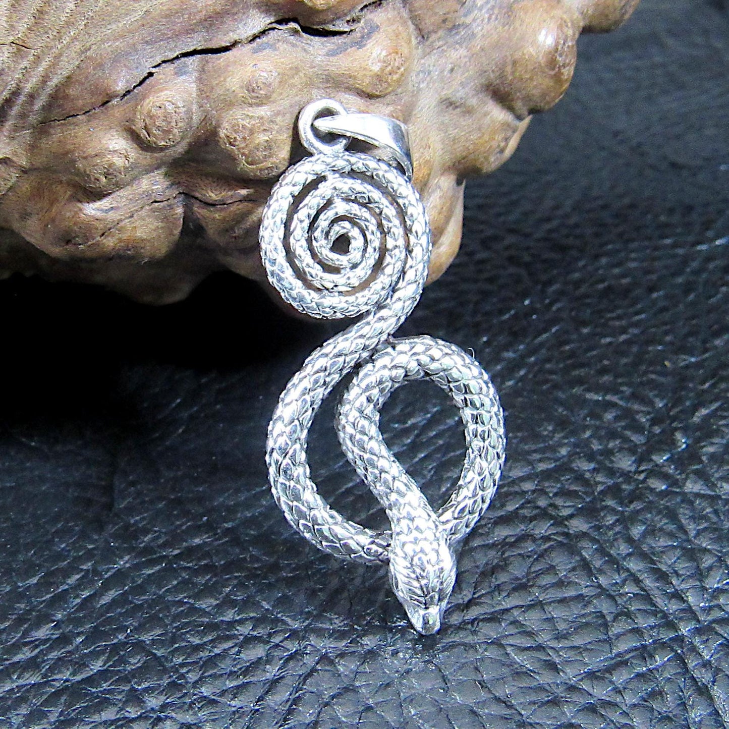 Solid 925 Sterling Silver Coiled Snake Pendant – Serpent Necklace Charm, Kundalini Jewelry, Gothic Reptile Pendant, Symbol of Transformation