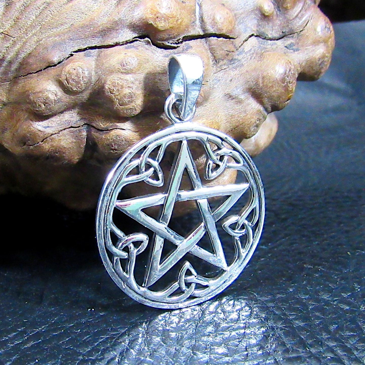 Solid 925 Sterling Silver Pentacle Pendant - Celtic Trinity Knots Amulet - Pentagram Jewelry - Witchy Pagan & Wiccan Gift Idea