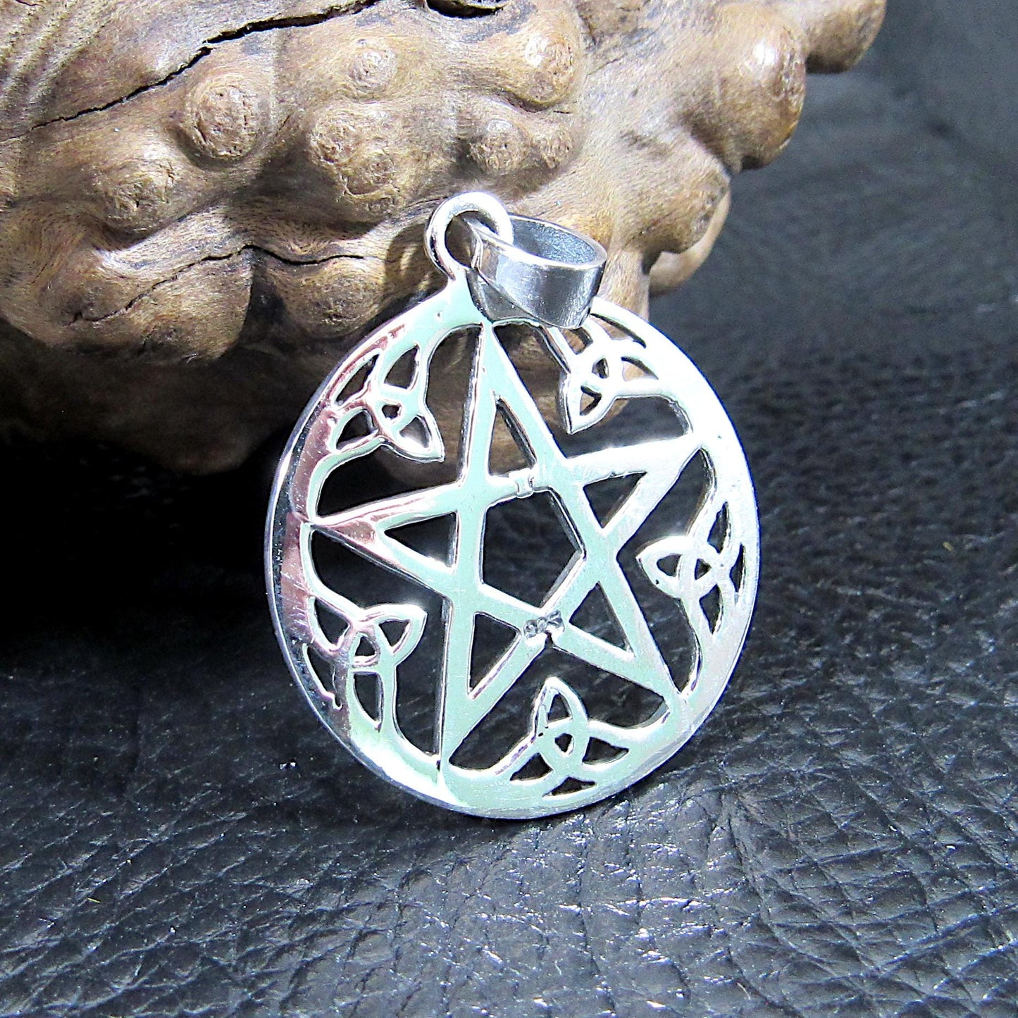 Solid 925 Sterling Silver Pentacle Pendant - Celtic Trinity Knots Amulet - Pentagram Jewelry - Witchy Pagan & Wiccan Gift Idea