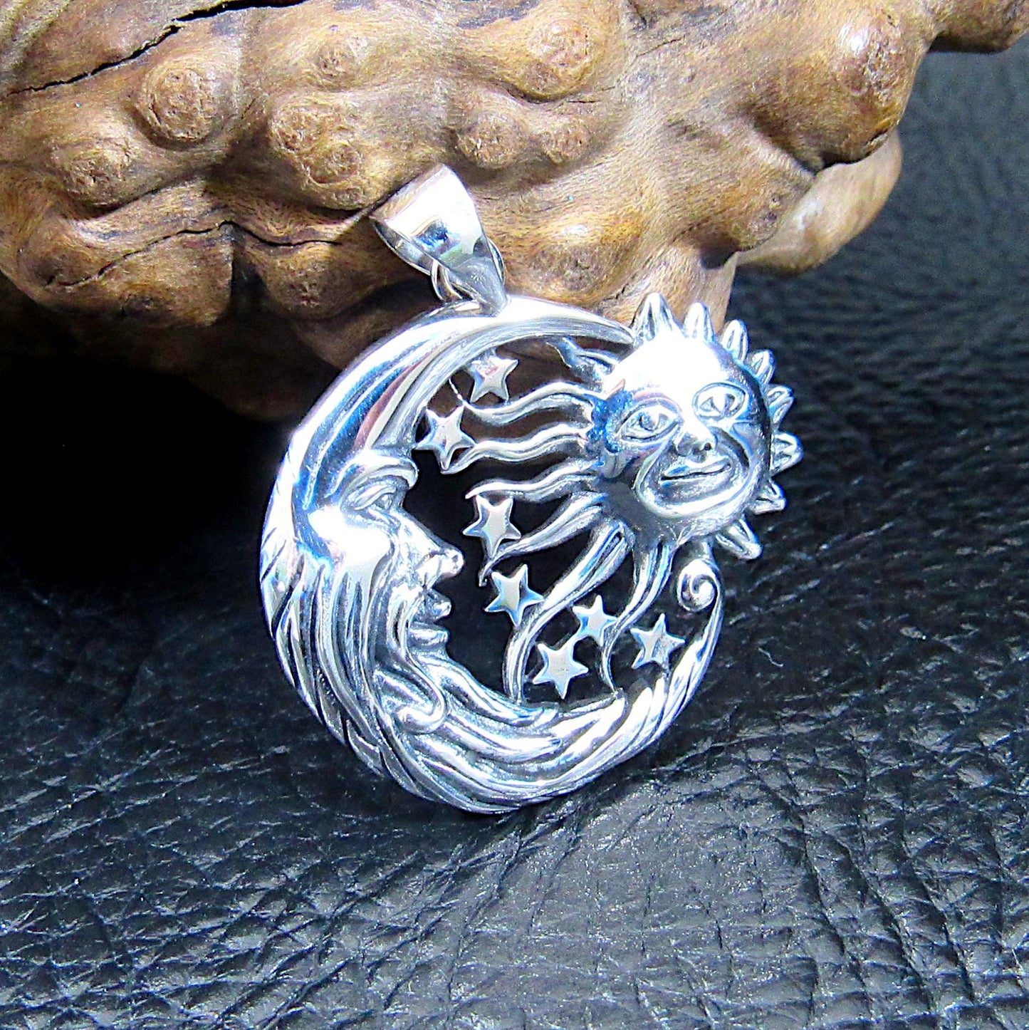 Solid 925 Sterling Silver Sun & Moon Pendant with Stars – Handcrafted Celestial Jewelry – Astrology Charm – Cosmic Sun Face Necklace Pendant