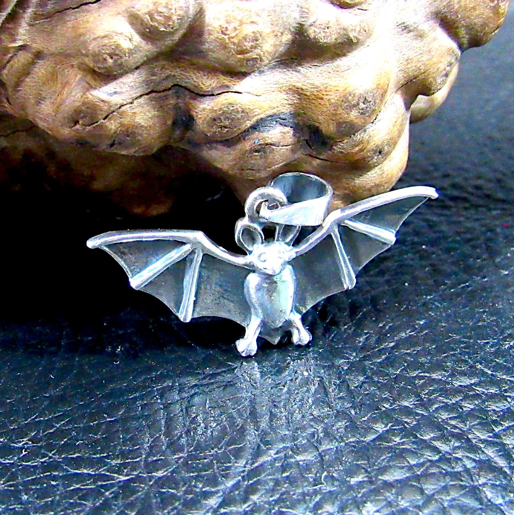 Solid 925 Sterling Silver Upright Bat Pendant – Gothic Vampire Necklace Charm, Occult Gift for Men & Women, Flying Bat Totem