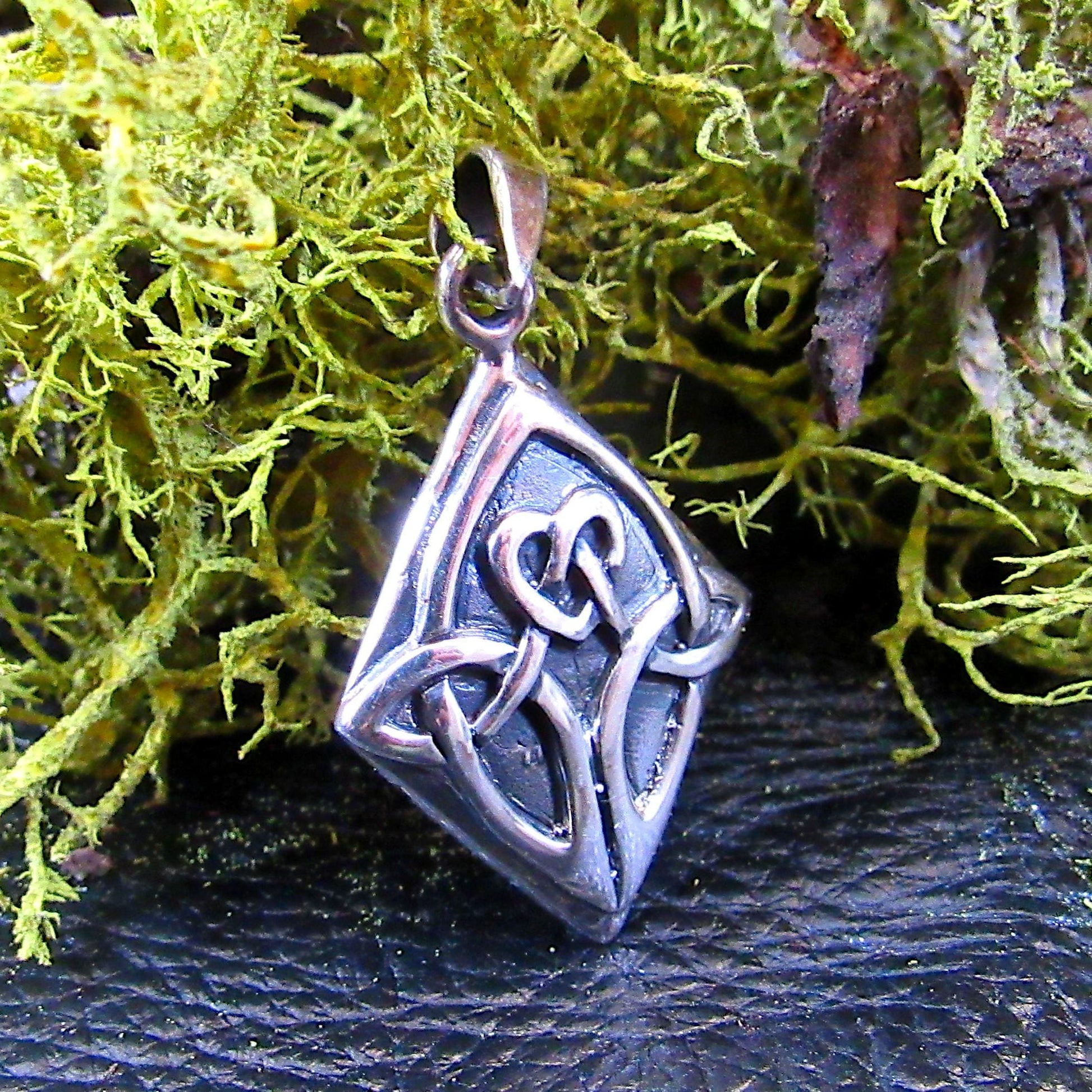 Solid 925 Sterling Silver Celtic Diamond Pendant – Handcrafted Celtic Knot Necklace Charm, Gaelic Jewelry Gift for Him or Her