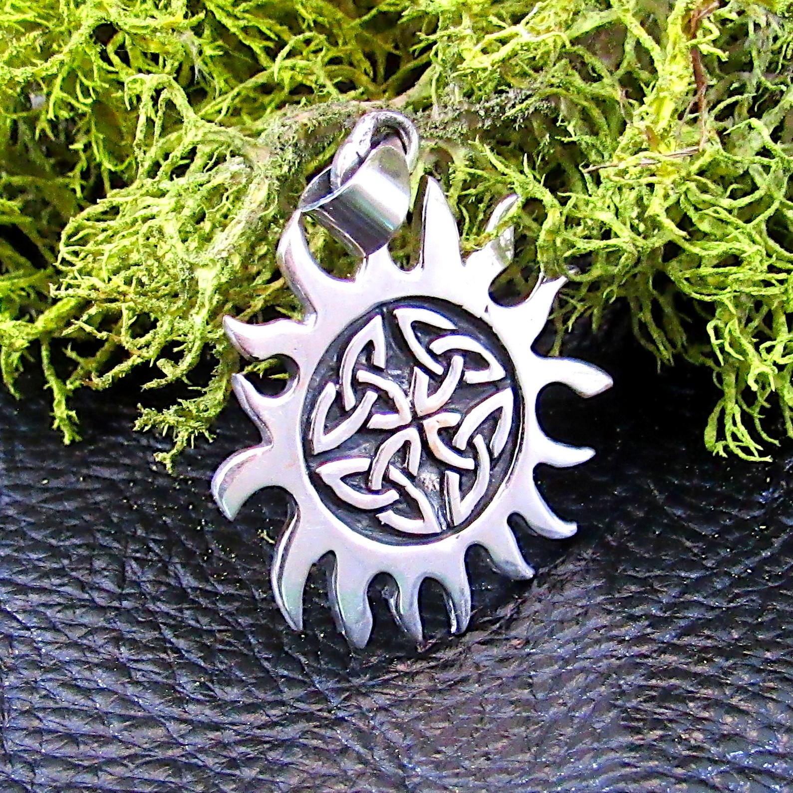 Solid 925 Sterling Silver Celtic Sun Pendant – Triquetra Solar Knot Necklace Charm – Paganism Festival Jewelry – Wiccan Fire Symbol