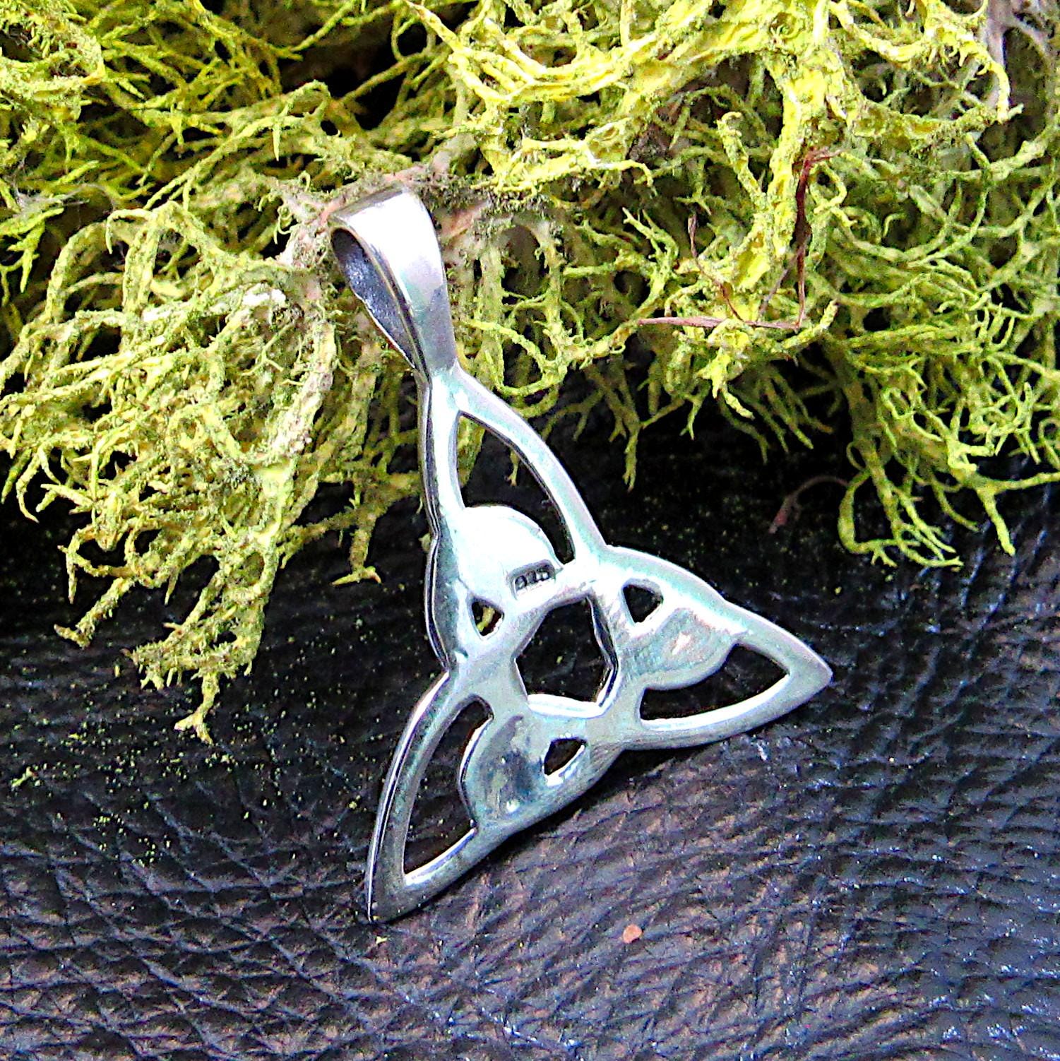 Solid 925 Sterling Silver Triquetra Pendant – Celtic Trinity Knot Necklace Charm, Irish Knot Amulet, Viking Jewelry Gift for Him or Her