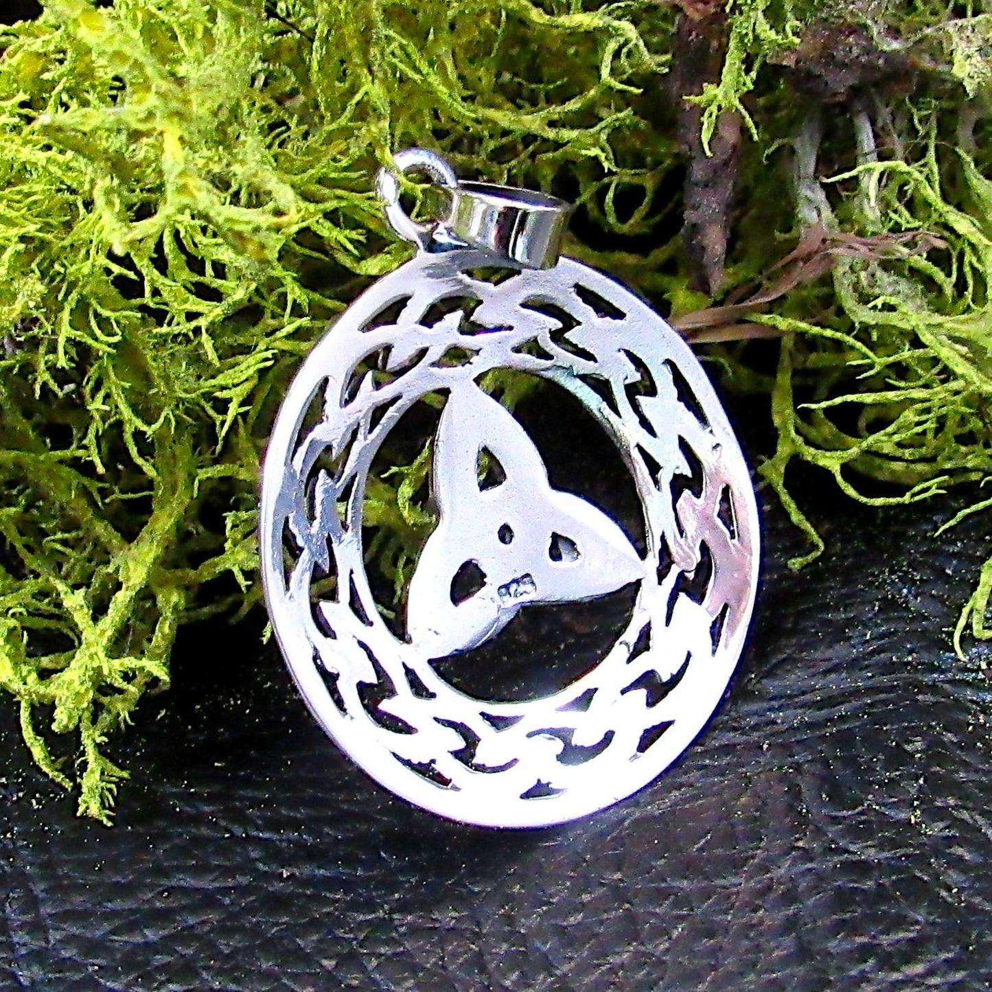 Solid 925 Sterling Silver Trinity Knot Pendant - Triquetra Amulet, Celtic Jewelry - Handcrafted Wiccan Amulet - Pagan Necklace Pendant