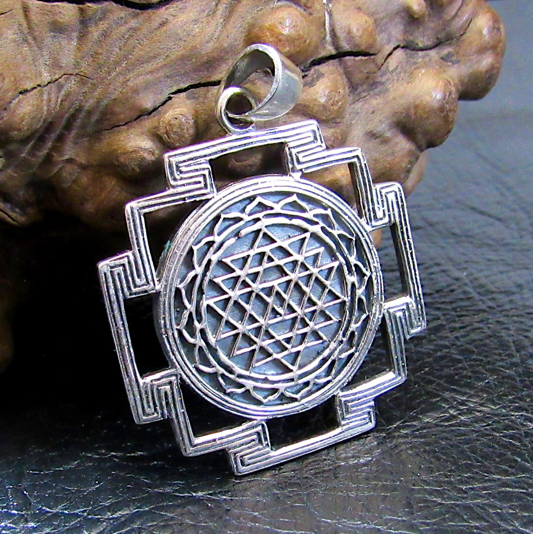 Solid 925 Sterling Silver Sri Yantra Pendant – Sacred Geometry Meditation Jewelry, Spiritual Symbol Necklace Pendant, Yoga Chakra Talisman