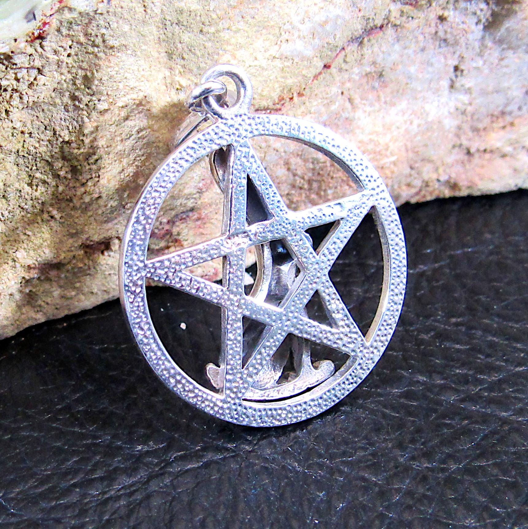 Solid 925 Sterling Silver Hare Pentacle Pendant, Pagan Wiccan Ostara Jewelry, Spring Equinox Rabbit Charm, Witchcraft Nature Amulet