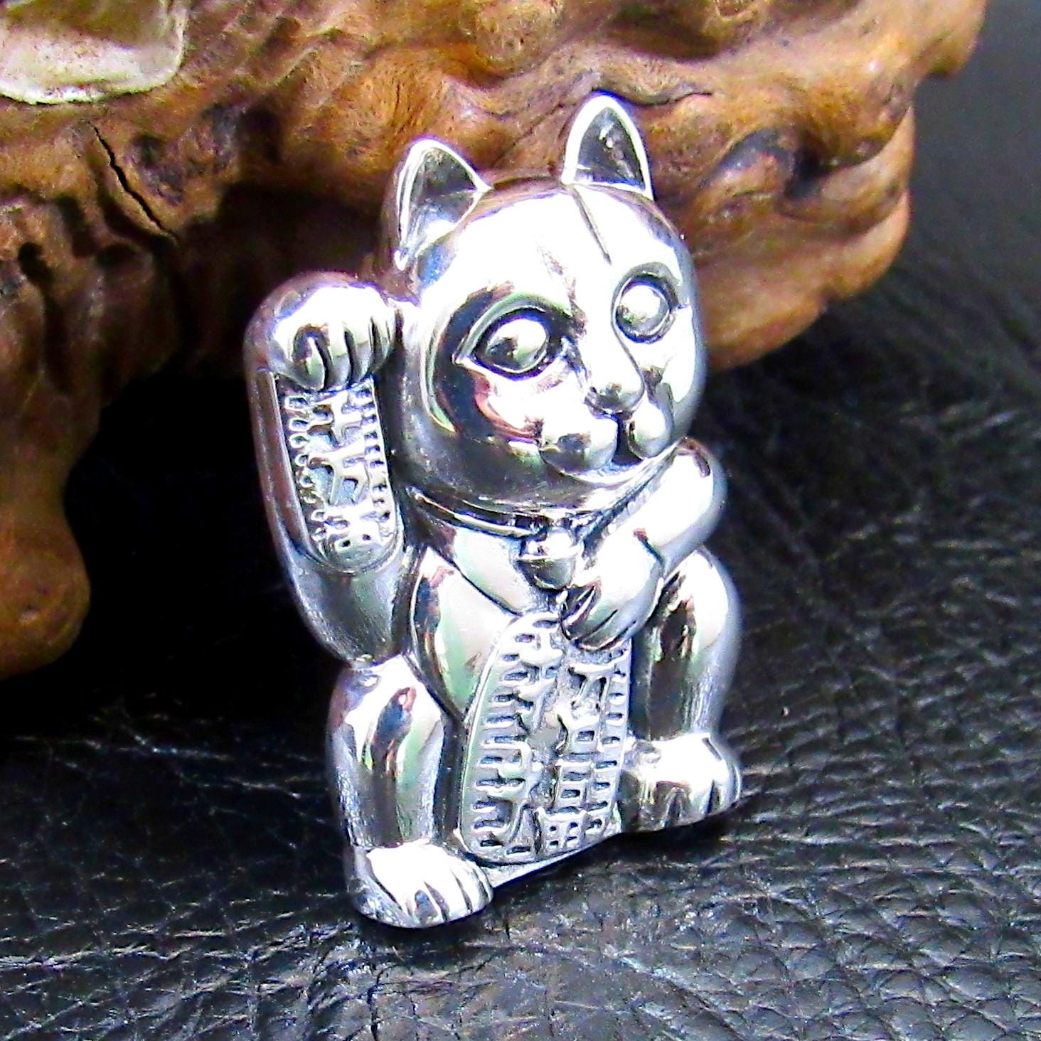 The Lucky Cat Pendant / Solid 925 Sterling Silver / Maneki Neko, Japanese Good Luck Charm Figurine, Prosperity and Fortune Jewelry