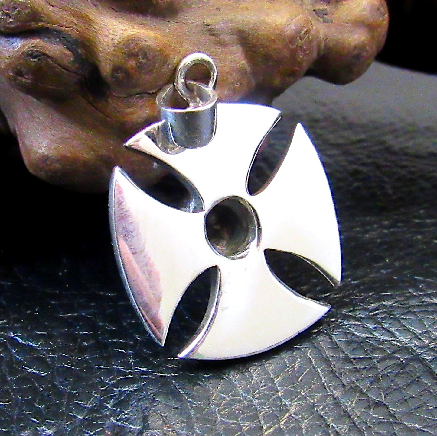 Solid 925 Sterling Silver Iron Cross, Knight's Templar Pendant With Skull and Black Onyx Inlay, Croix Pattee Jewelry