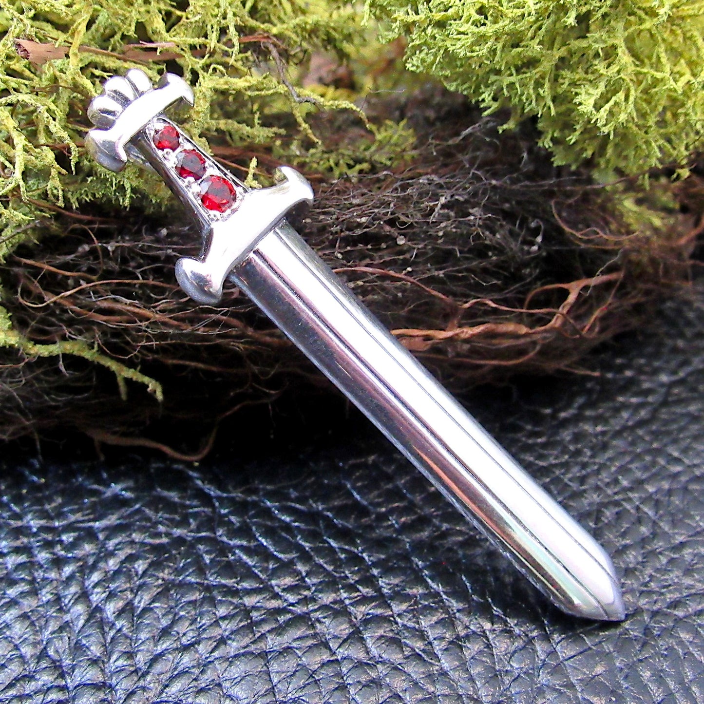 Solid 925 Sterling Silver Medieval Sword Necklace Pendant with Garnet Gemstones