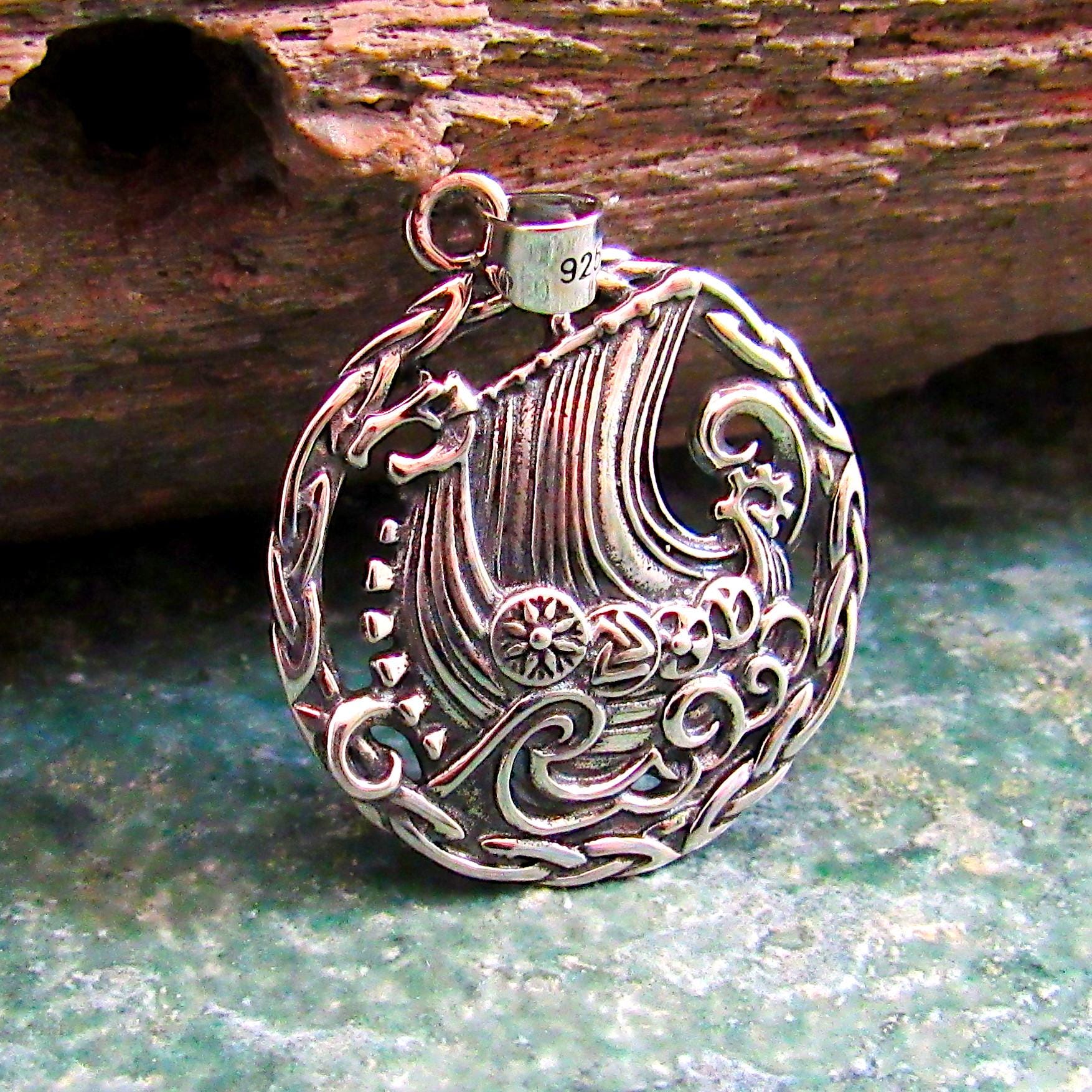 Solid 925 Sterling Silver Viking Ship Pendant, Norse Longboat Necklace Pendant, Ocean Scene Amulet, Silver Longship Charm, Sailboat Jewelry