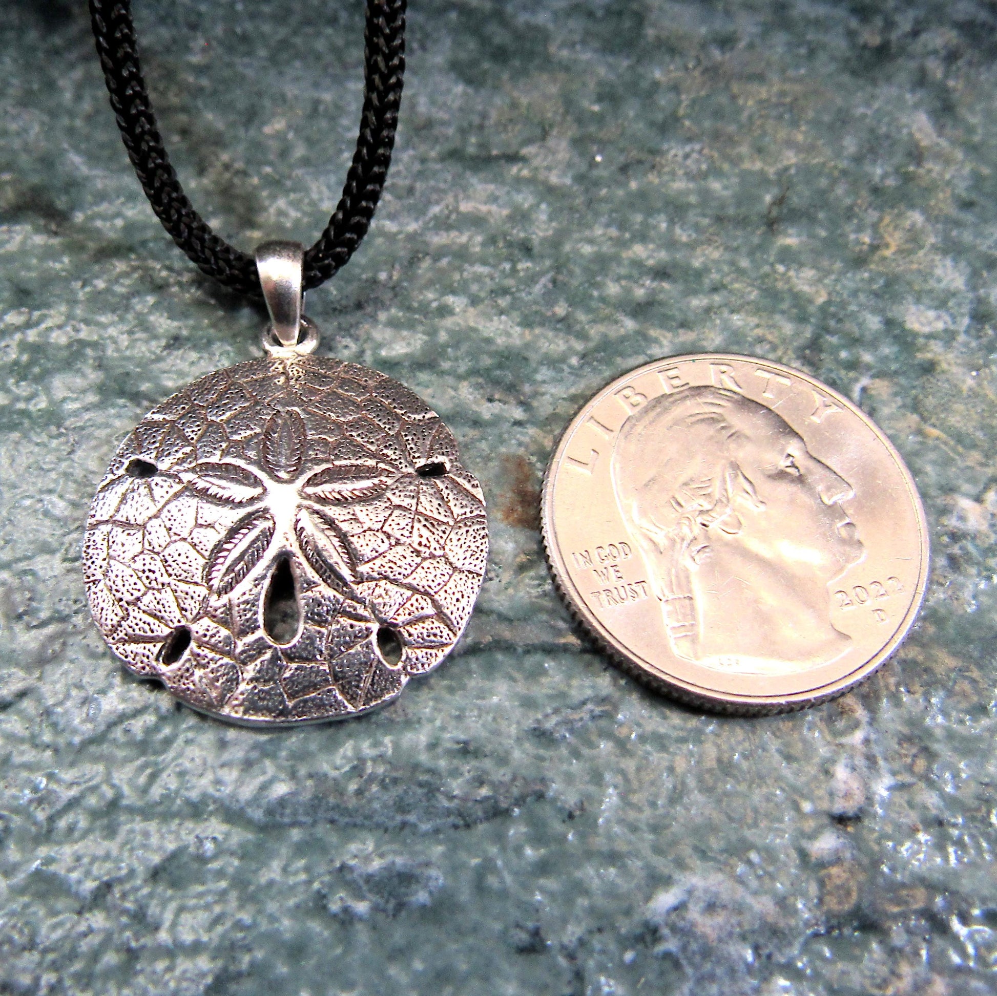 925 Sand Dollar Pendant Necklace - Solid Sterling Silver Unisex Sailorcore Jewelry Gift For Men