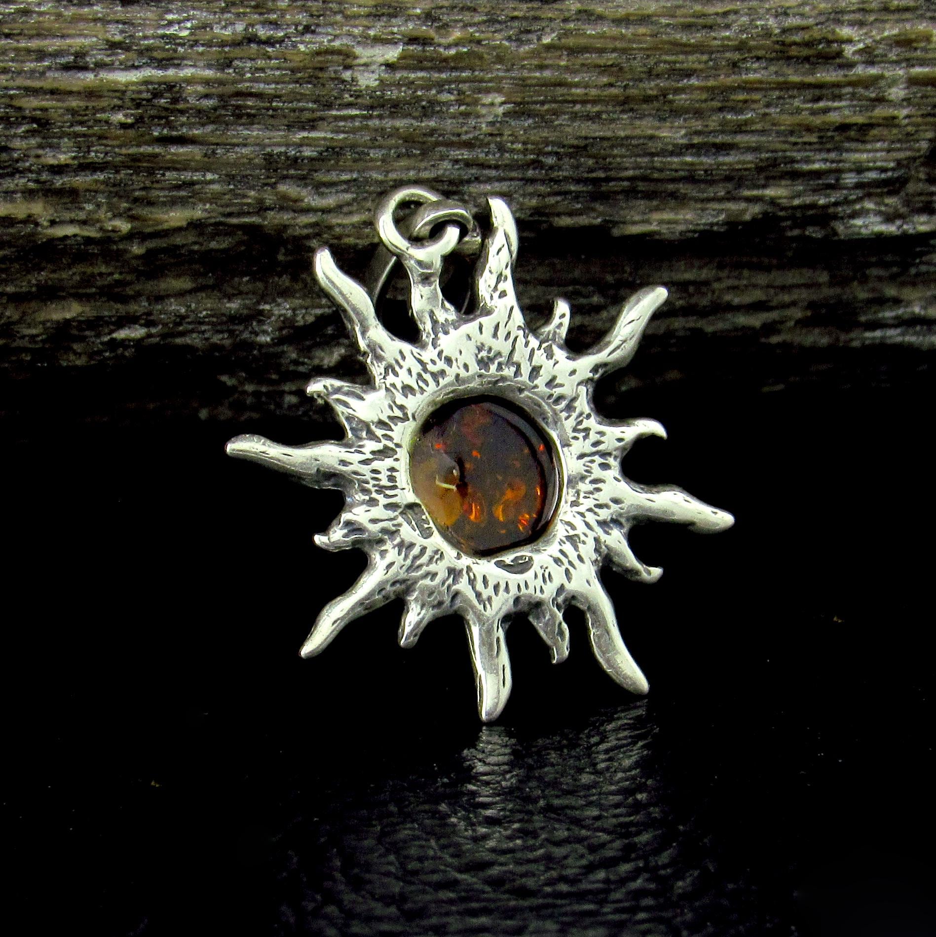 Solid 925 Sterling Silver Amber Sun Pendant – Baltic Amber Solar Necklace, Honey or Green