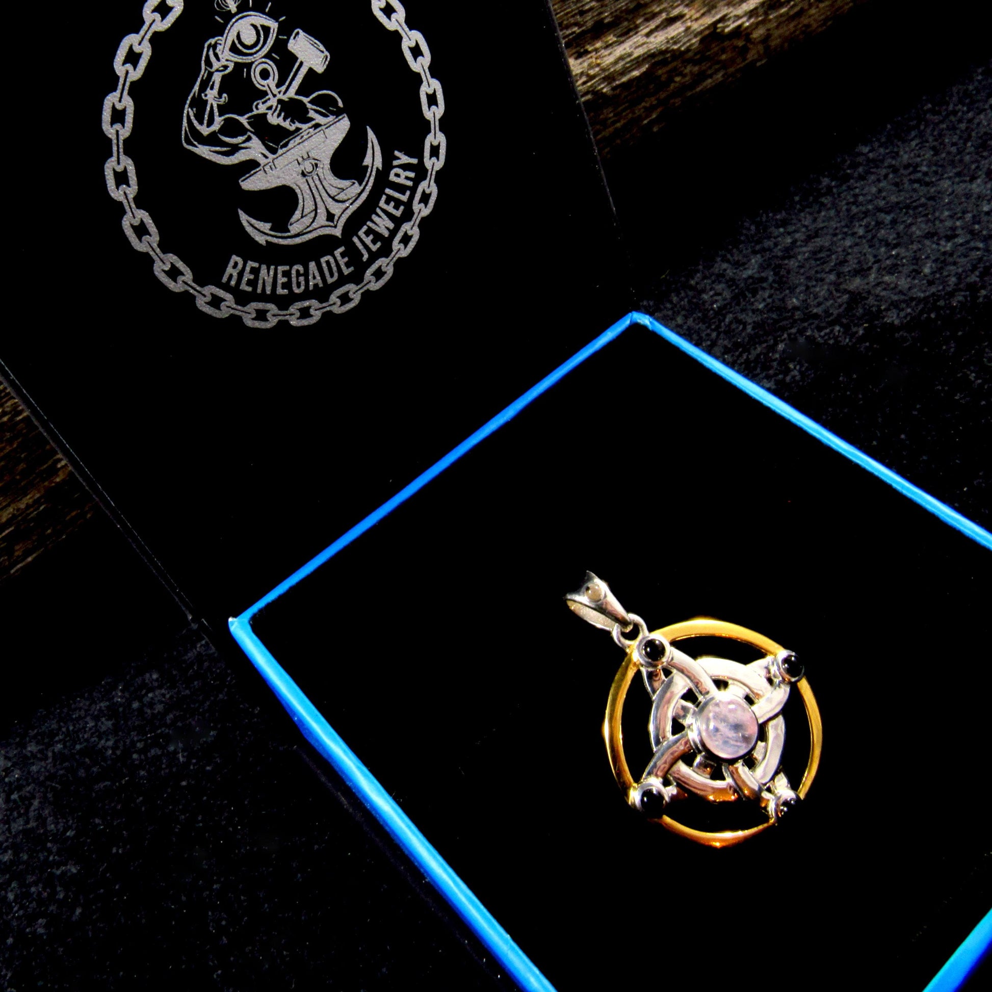 Solid 925 Sterling Silver & 18k Gold Witch's Protection Knot Pendant, Celtic Quaternary Knot, with Moonstone, Onyx, and Quartz