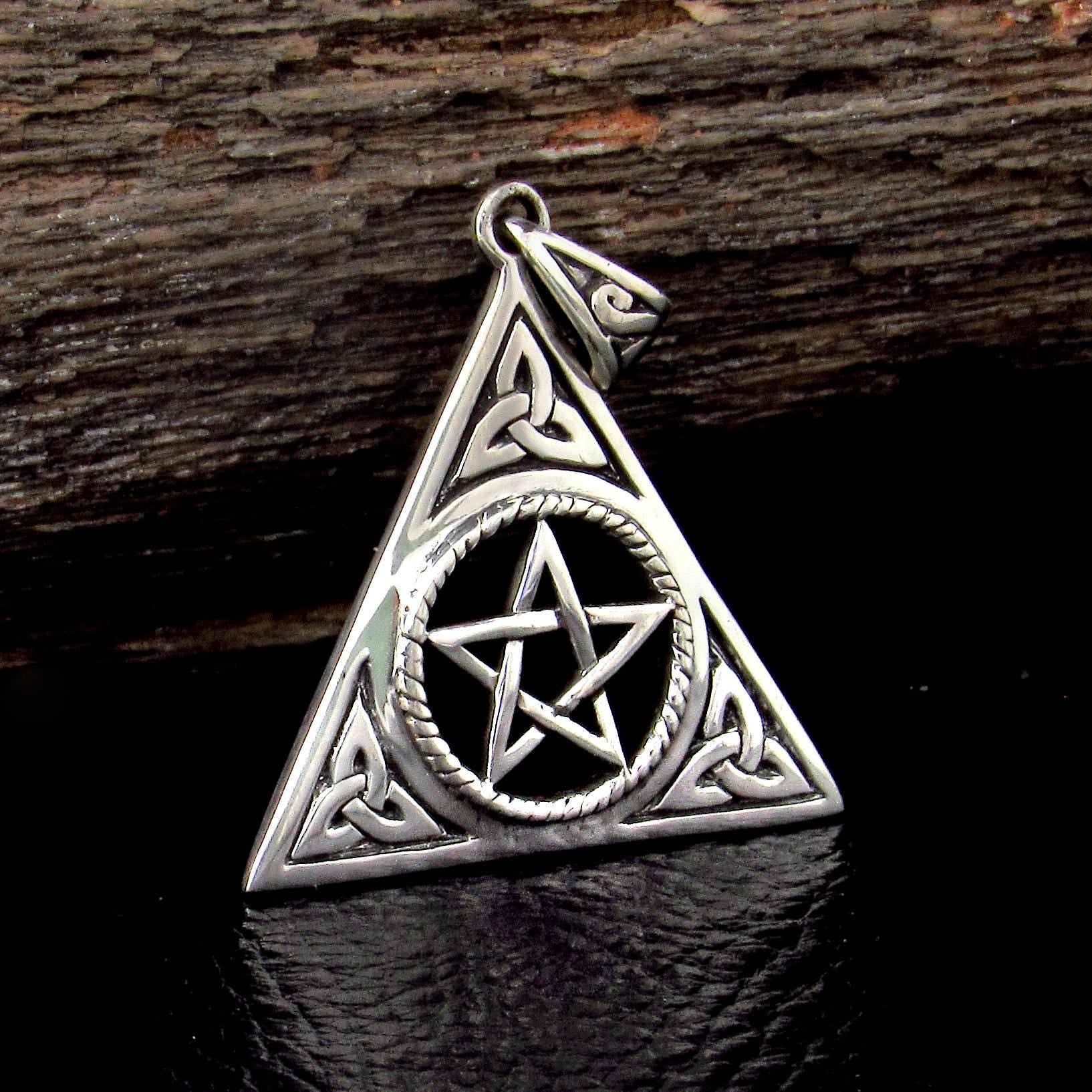 Solid 925 Sterling Silver Pentacle with Celtic Trinity Knot Pendant, Pagan Pyramid Pentagram Amulet