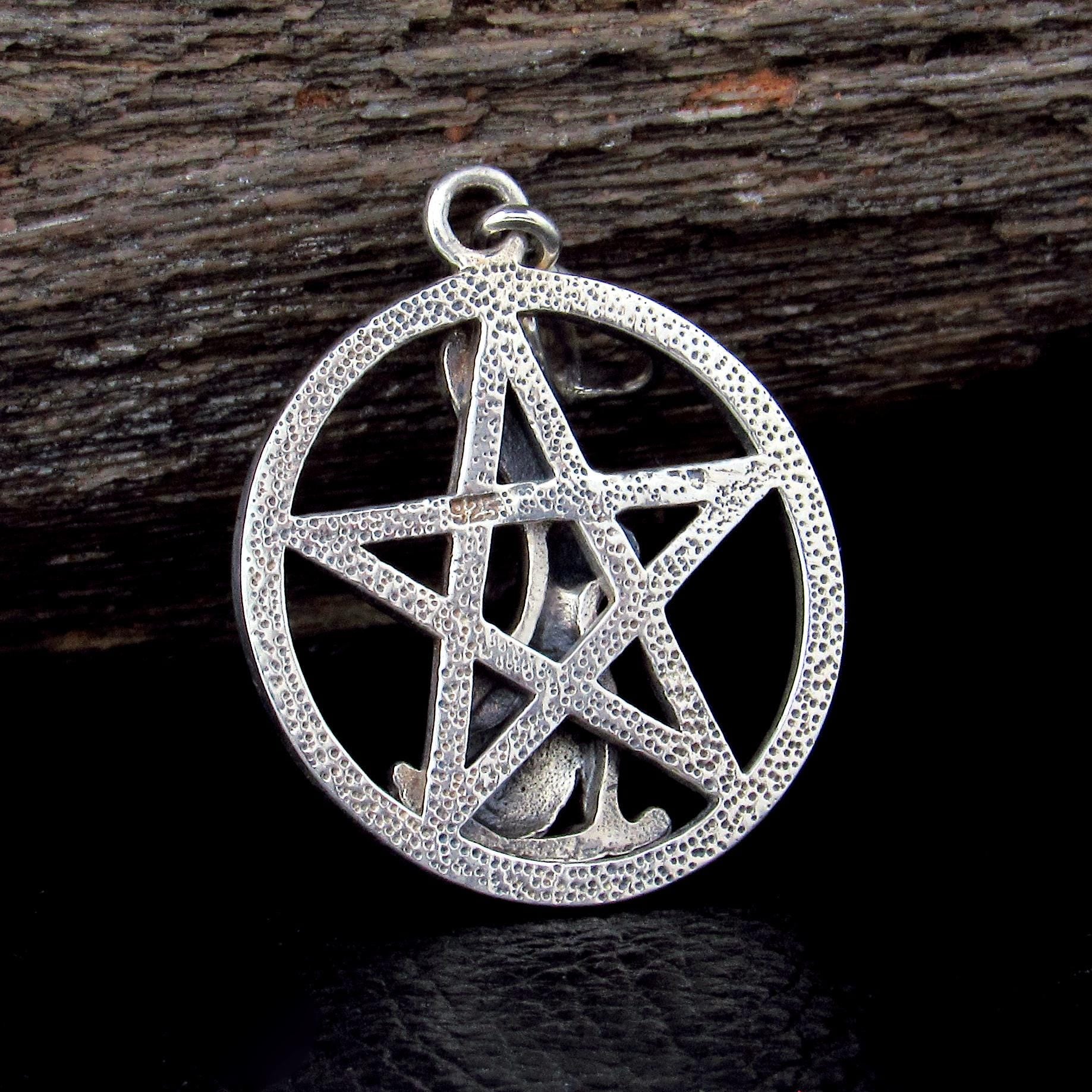 Solid 925 Sterling Silver Hare Pentacle Pendant, Pagan Wiccan Ostara Jewelry, Spring Equinox Rabbit Charm, Witchcraft Nature Amulet
