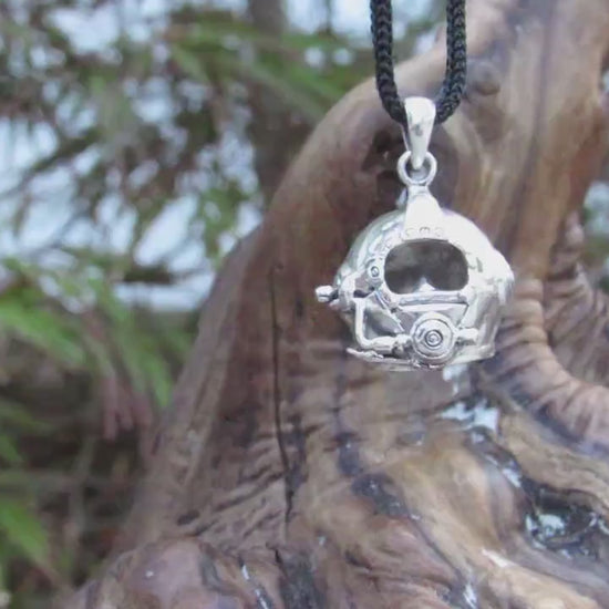 Solid 925 Sterling Silver 3D Diving Helmet Pendant, Handcrafted Scuba Diver Jewelry, Nautical Marine Ocean Sea Explorer Symbol